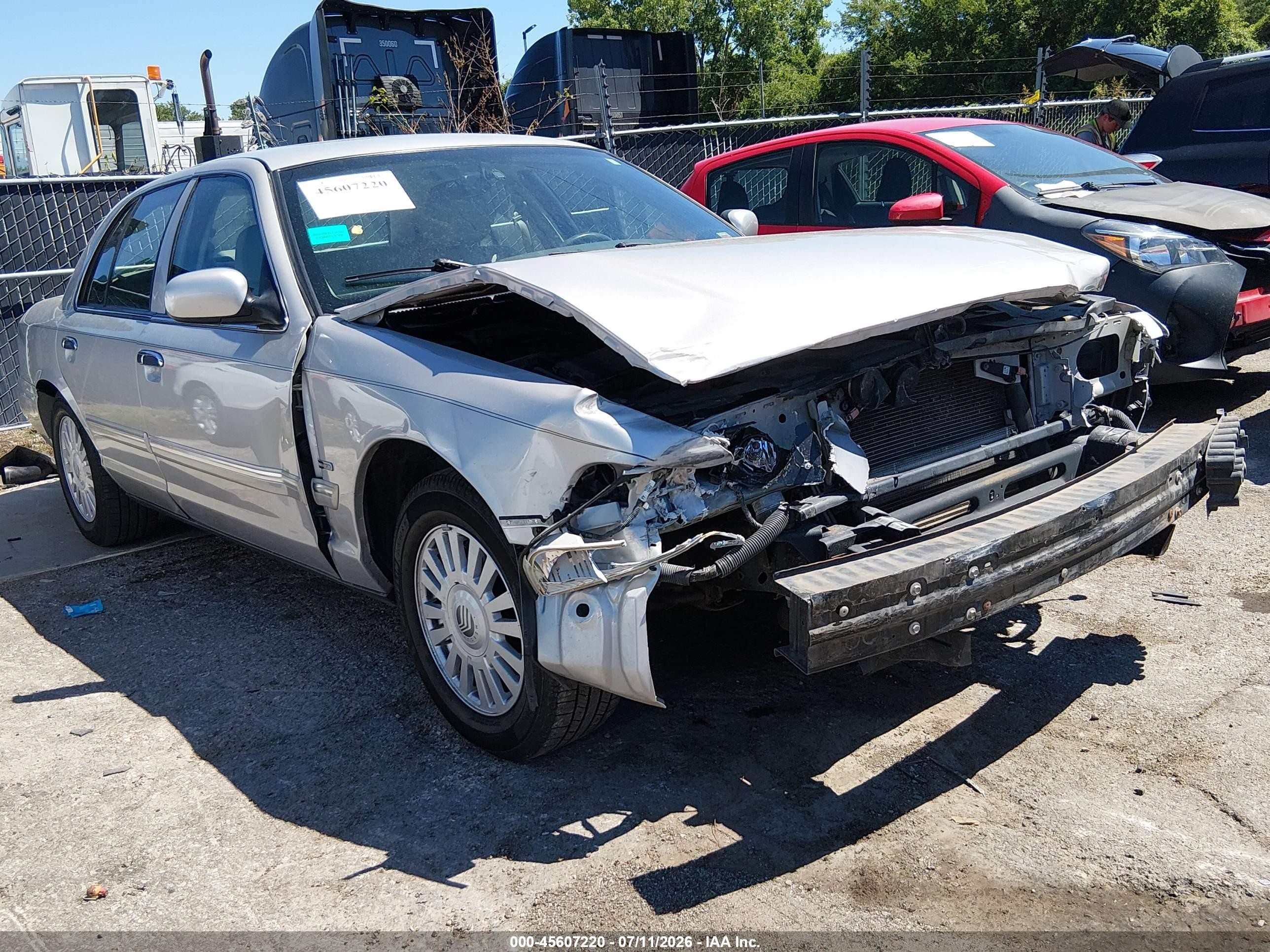 2009 Mercury Grand Marquis Ls (fleet Only) Серебряный vin: 2MEHM75V69X622846