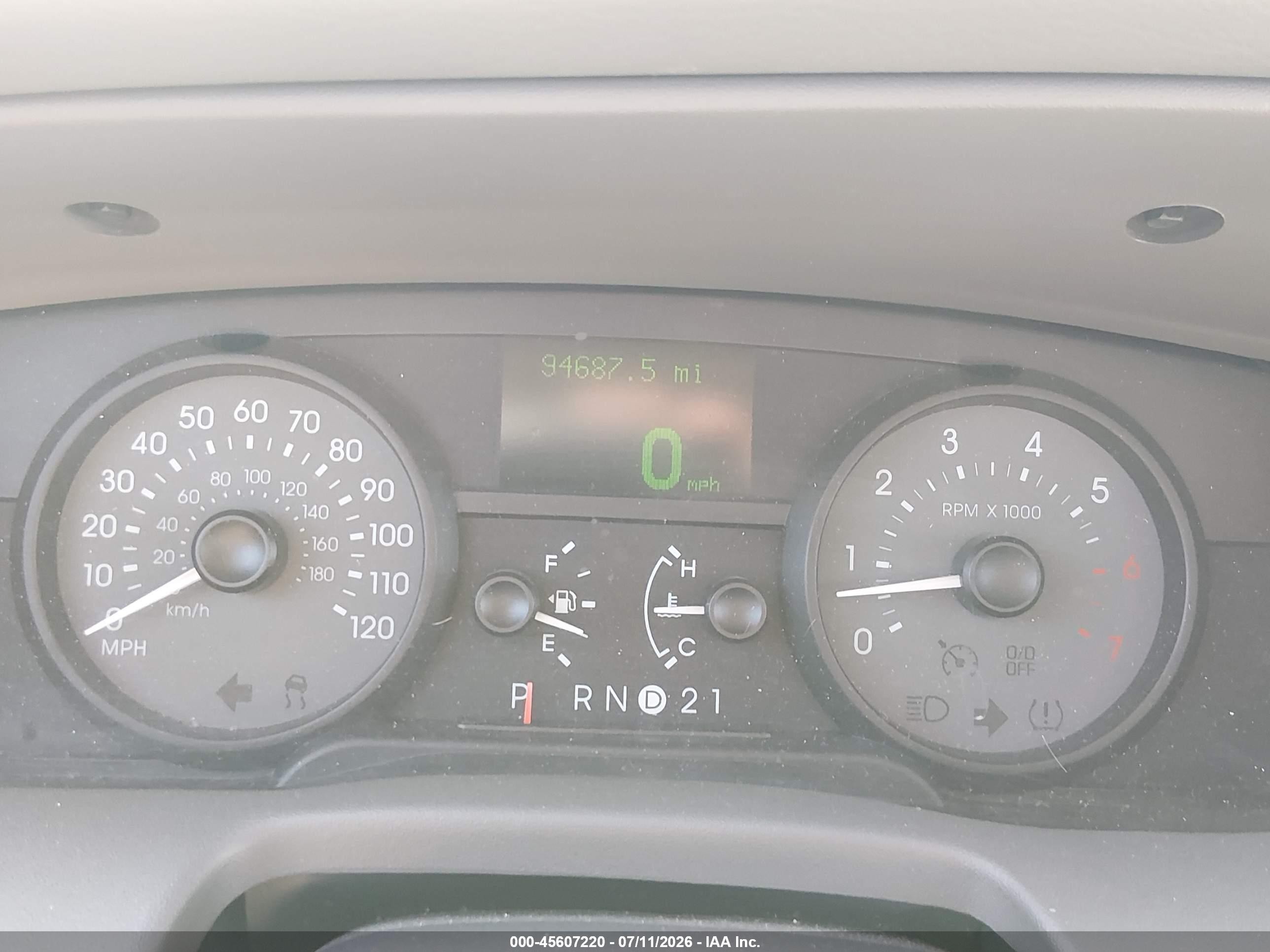 2009 Mercury Grand Marquis Ls (fleet Only) Silver vin: 2MEHM75V69X622846
