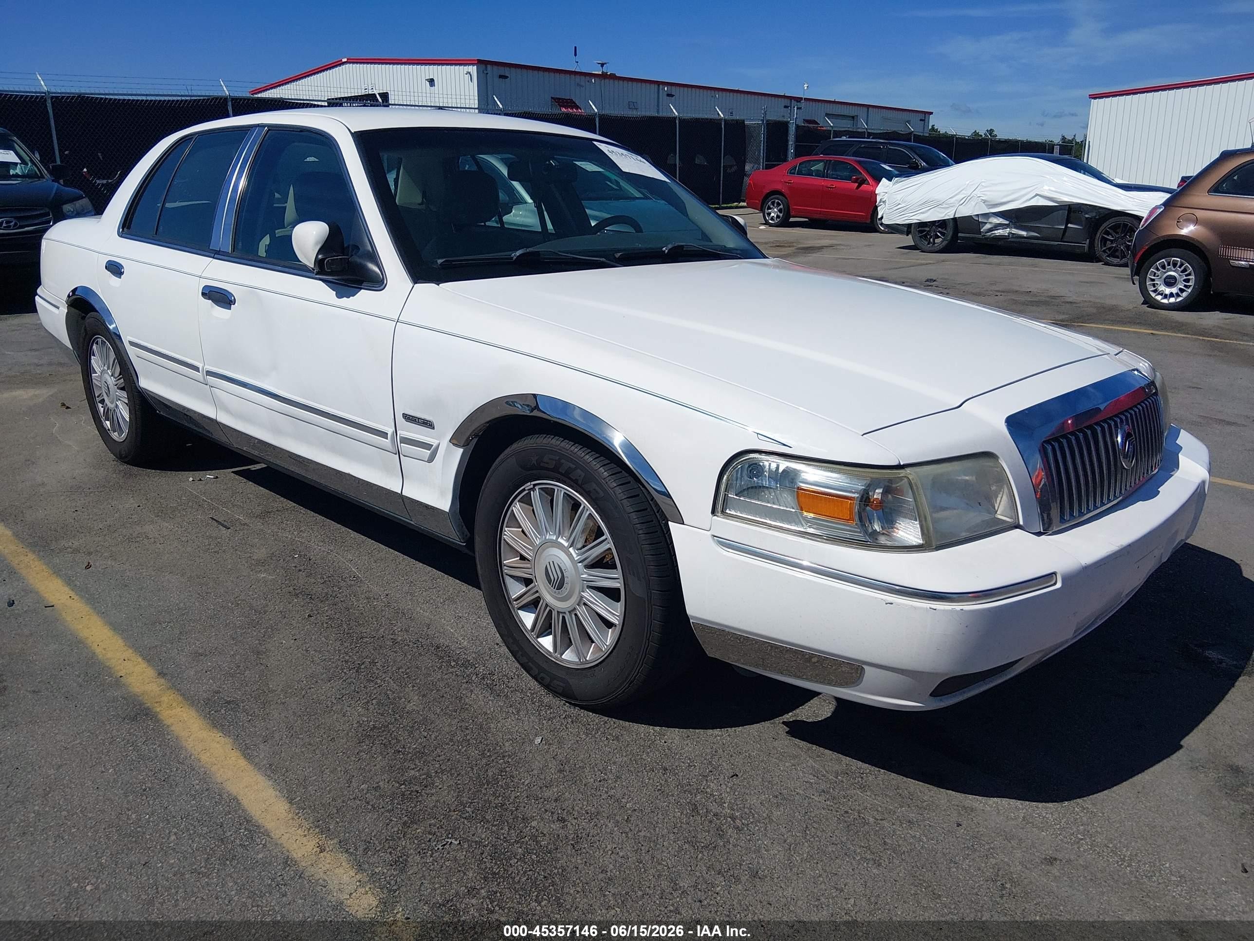 2009 Mercury Grand Marquis Ls (fleet Only) Белый vin: 2MEHM75V79X608552