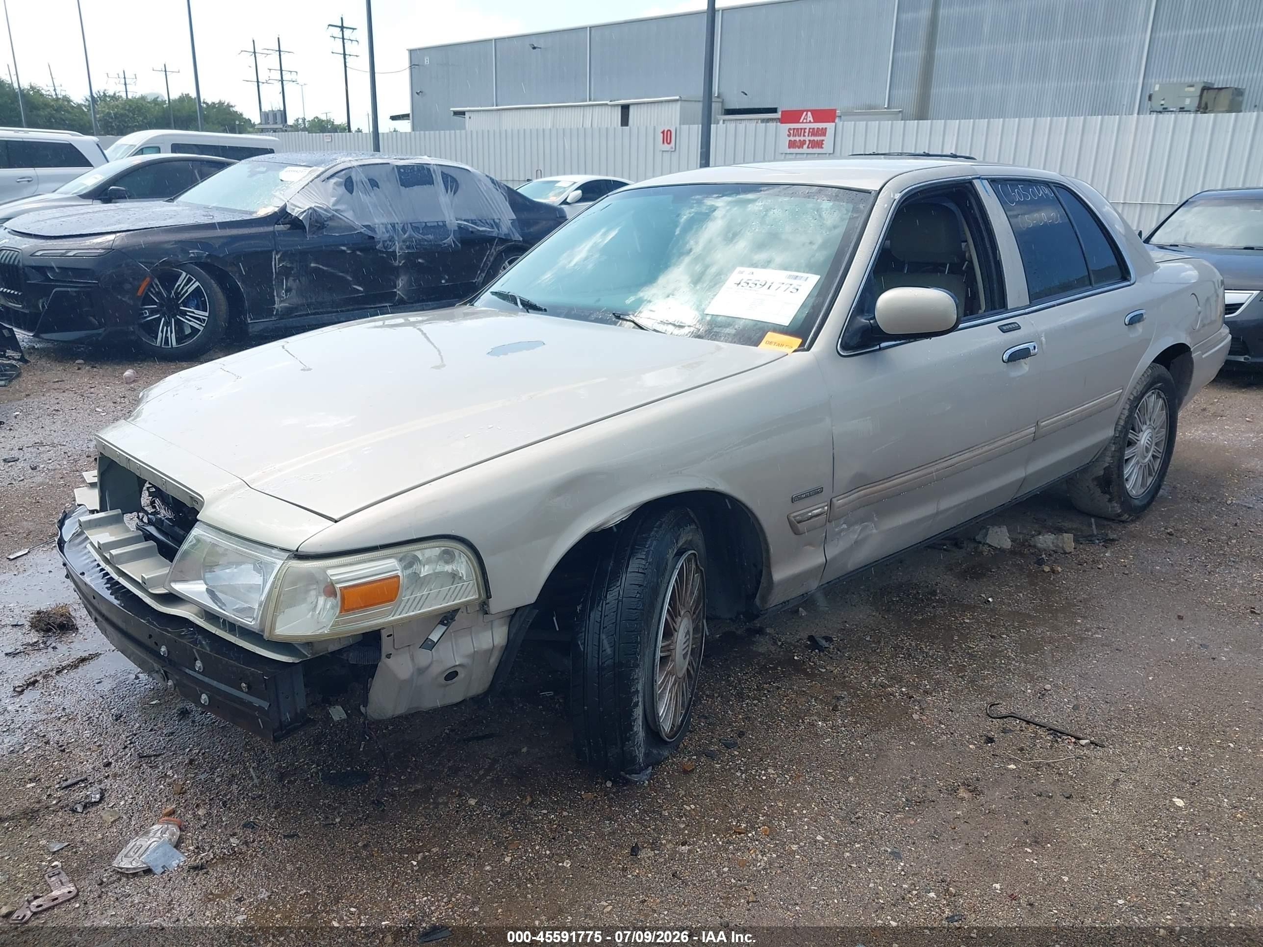2009 Mercury Grand Marquis Ls (fleet Only) Silver vin: 2MEHM75V79X621155