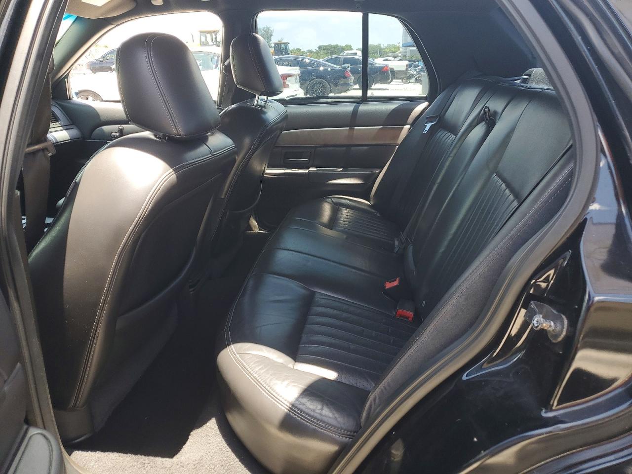 2003 Mercury Marauder Black vin: 2MEHM75V83X616859