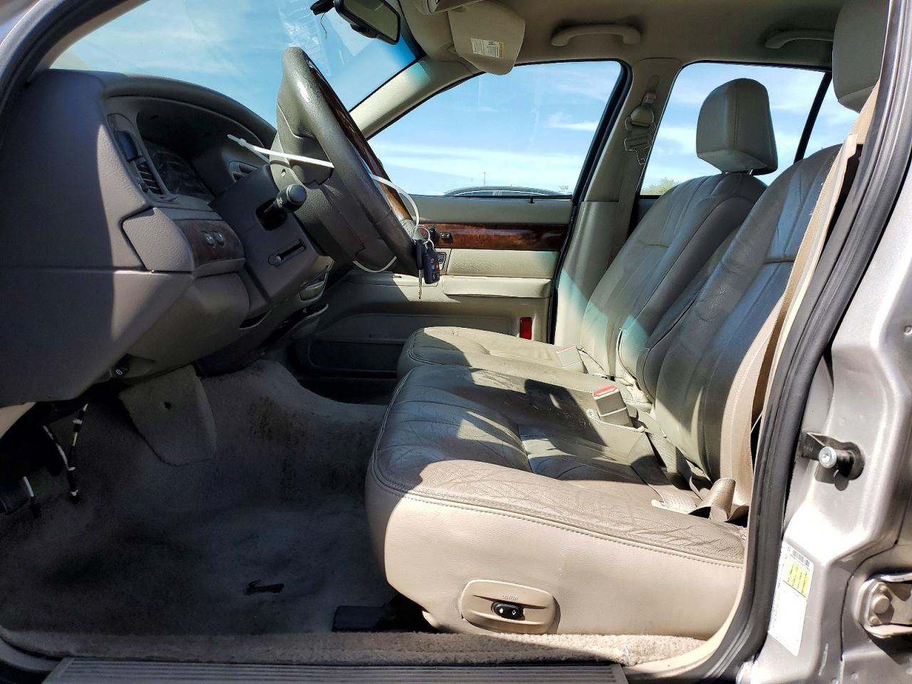 2007 Mercury Grand Marquis Ls Серебряный vin: 2MEHM75V87X632999