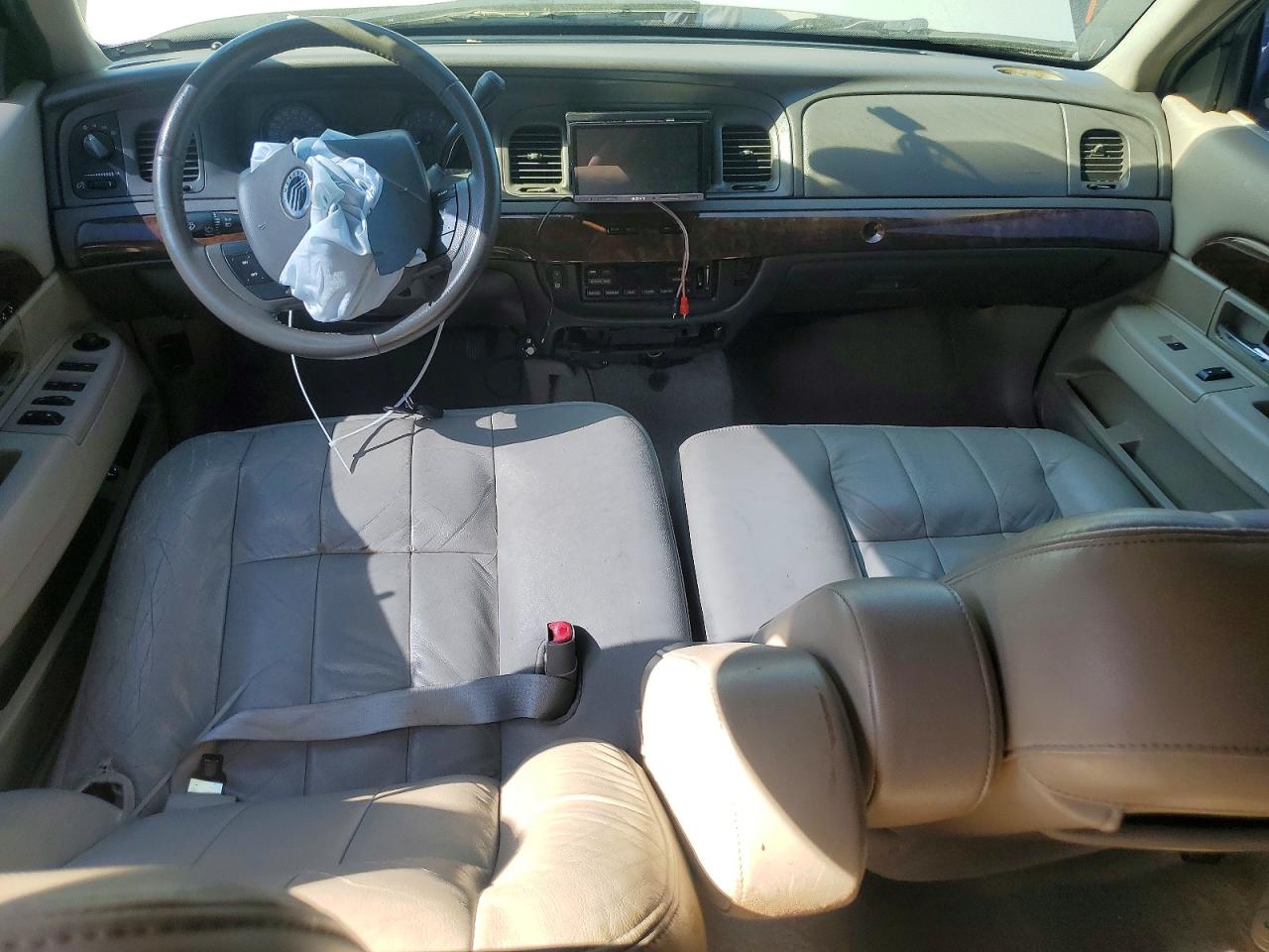 2009 Mercury Grand Marquis Ls Серебряный vin: 2MEHM75V89X619074