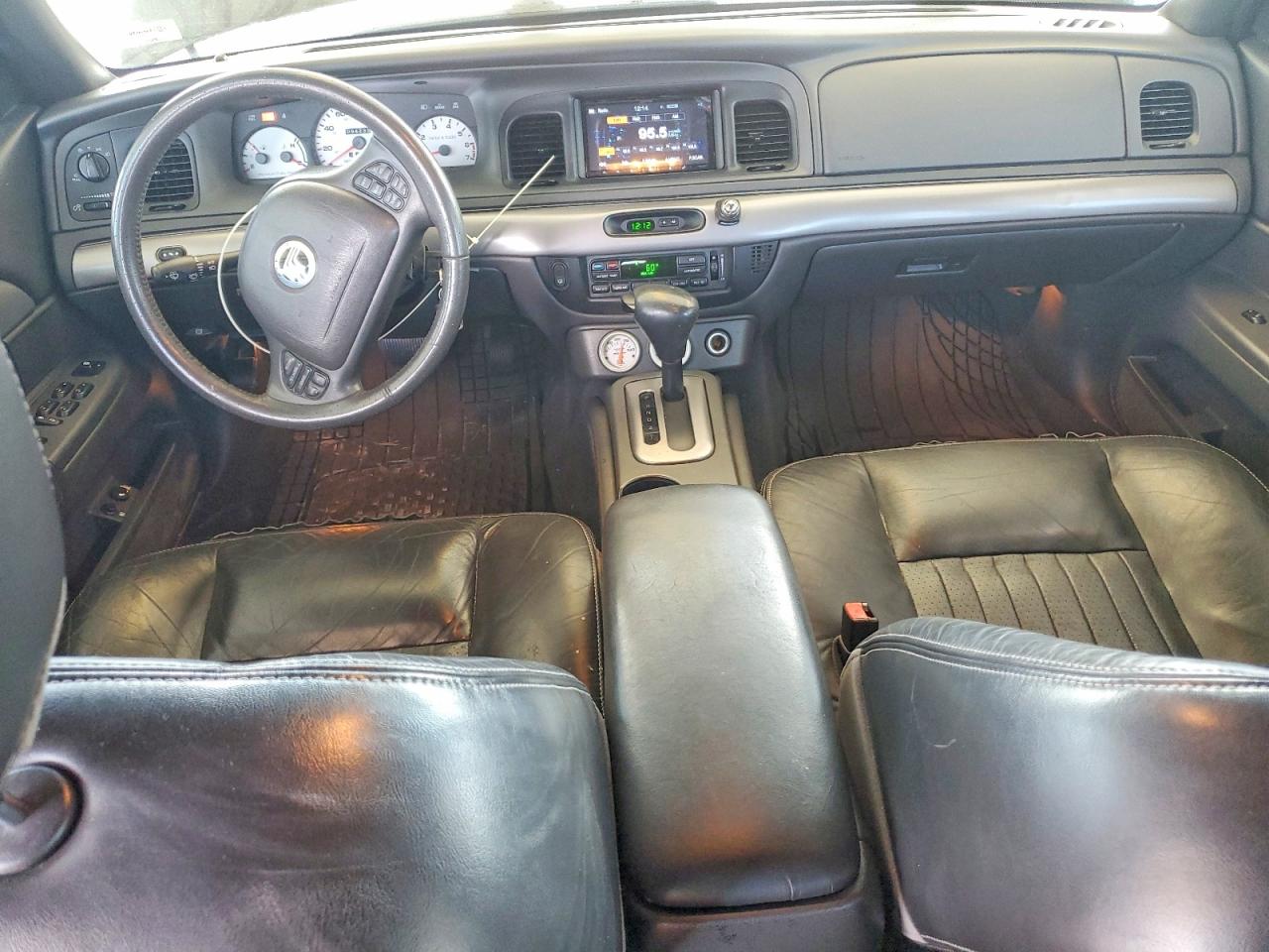 2003 Mercury Marauder Black vin: 2MEHM75V93X625053