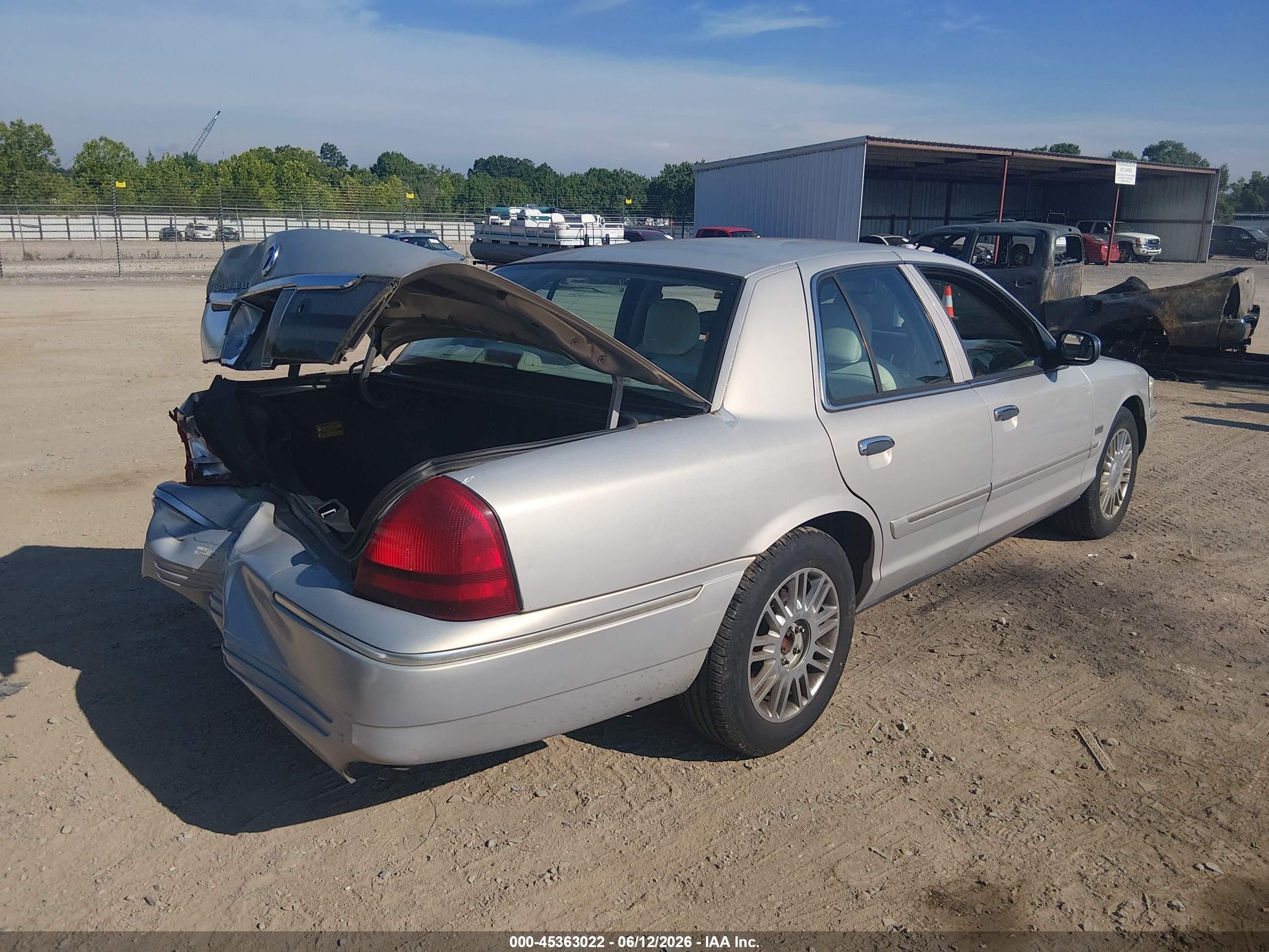 2008 Mercury Grand Marquis Ls Pewter vin: 2MEHM75V98X641261