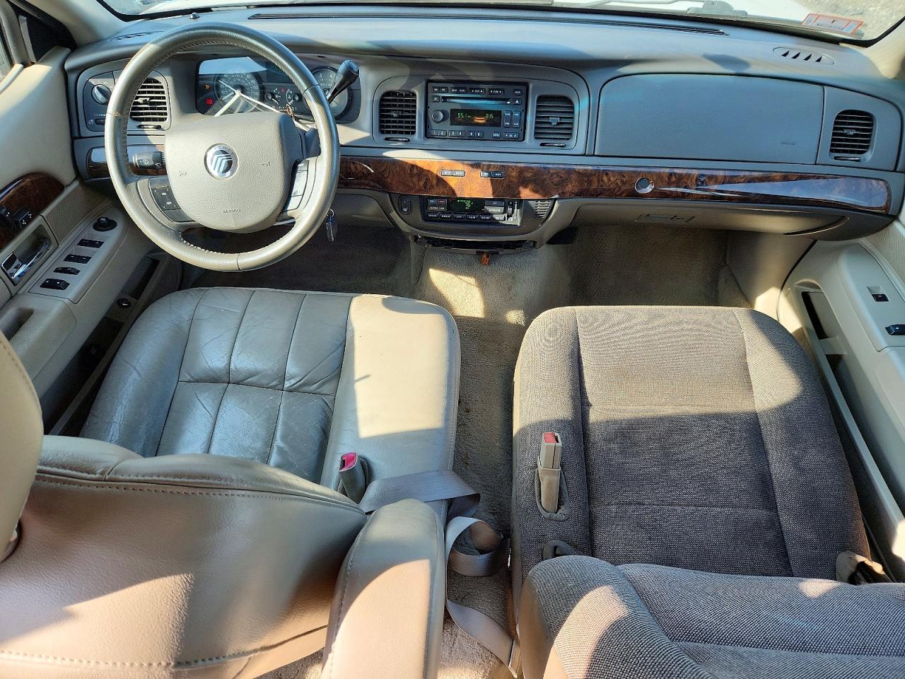 2009 Mercury Grand Marquis Ls White vin: 2MEHM75V99X630827