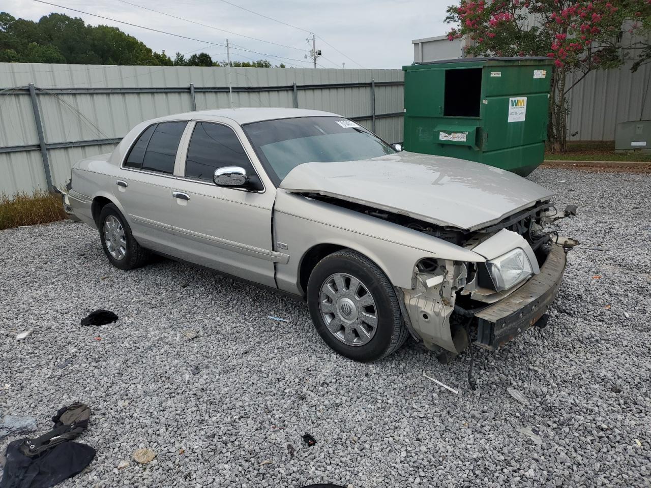 2008 Mercury Grand Marquis Ls Silver vin: 2MEHM75VX8X604638