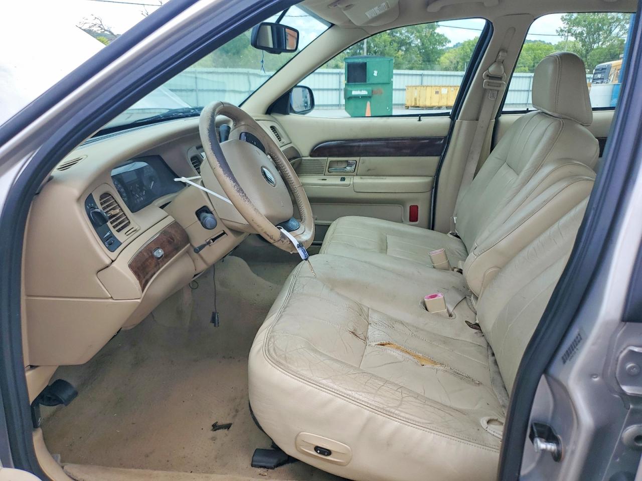 2009 Mercury Grand Marquis Ls Silver vin: 2MEHM75VX9X610196