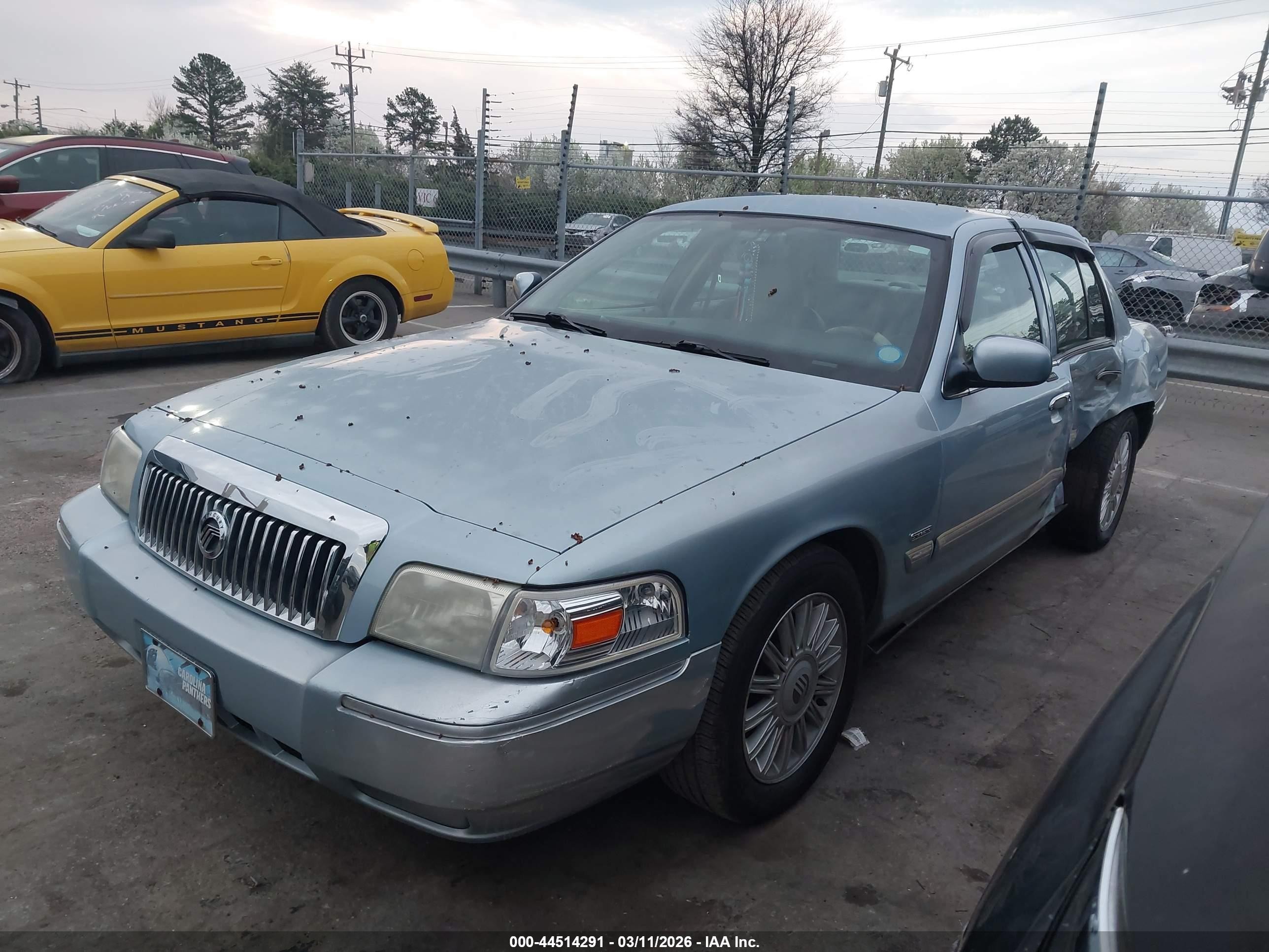 2009 Mercury Grand Marquis Ls (fleet Only) Light Blue vin: 2MEHM75VX9X624597