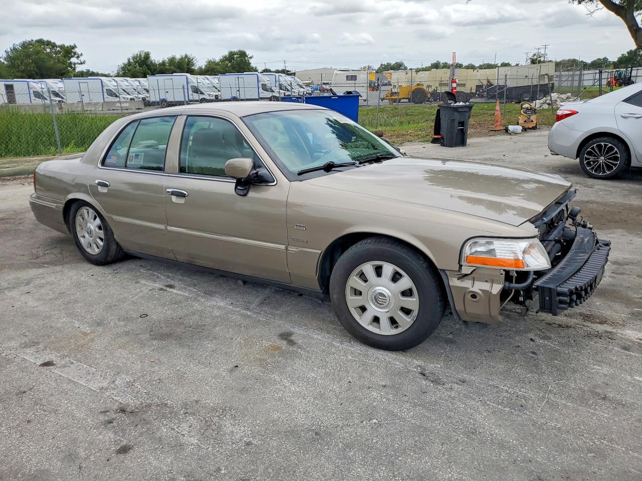2004 Mercury Grand Marquis Ls Beige vin: 2MEHM75W04X649624