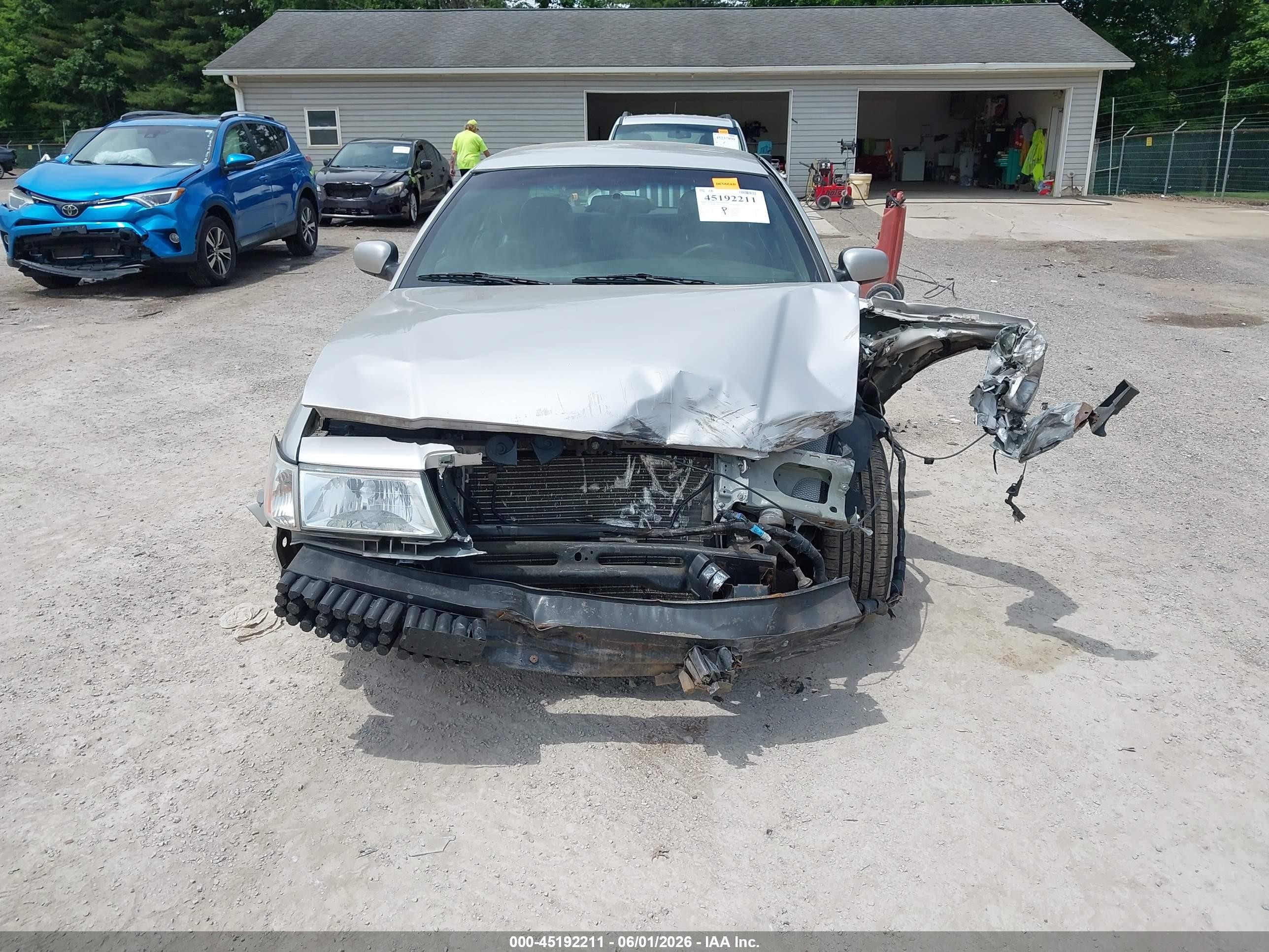 2004 Mercury Grand Marquis Ls Silver vin: 2MEHM75W14X606197