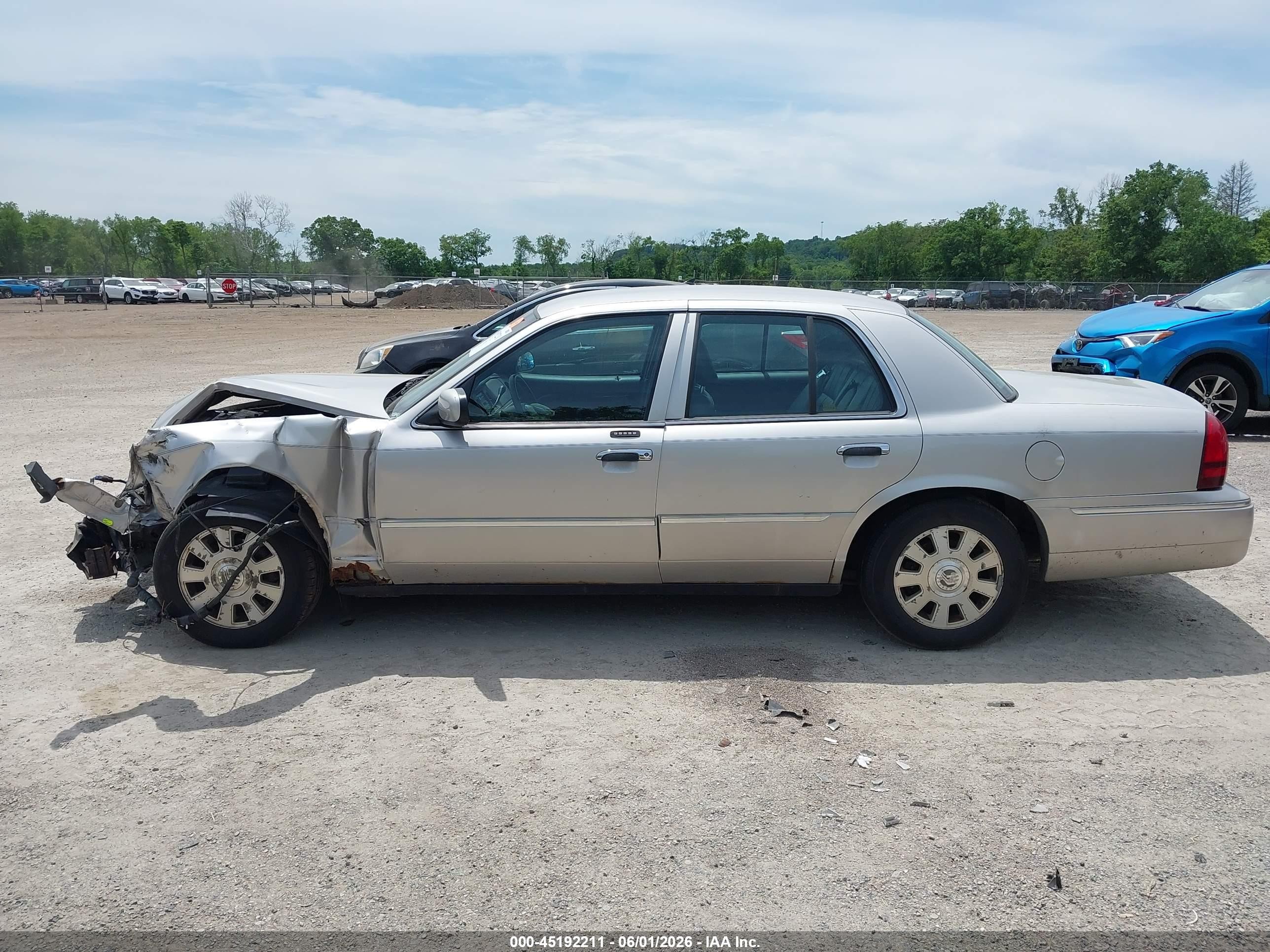 2004 Mercury Grand Marquis Ls Silver vin: 2MEHM75W14X606197