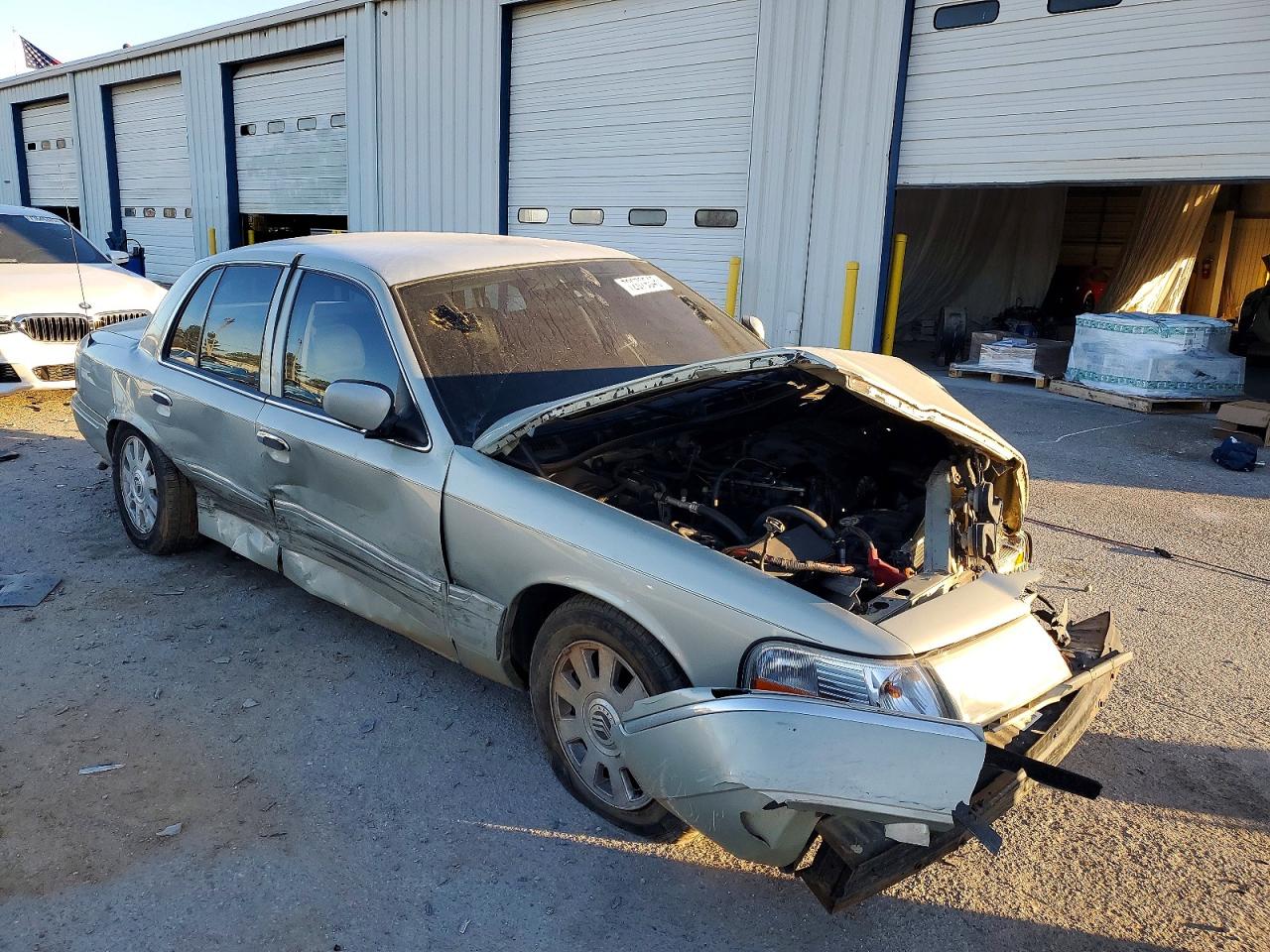 2005 Mercury Grand Marquis Ls Gold vin: 2MEHM75W25X612592