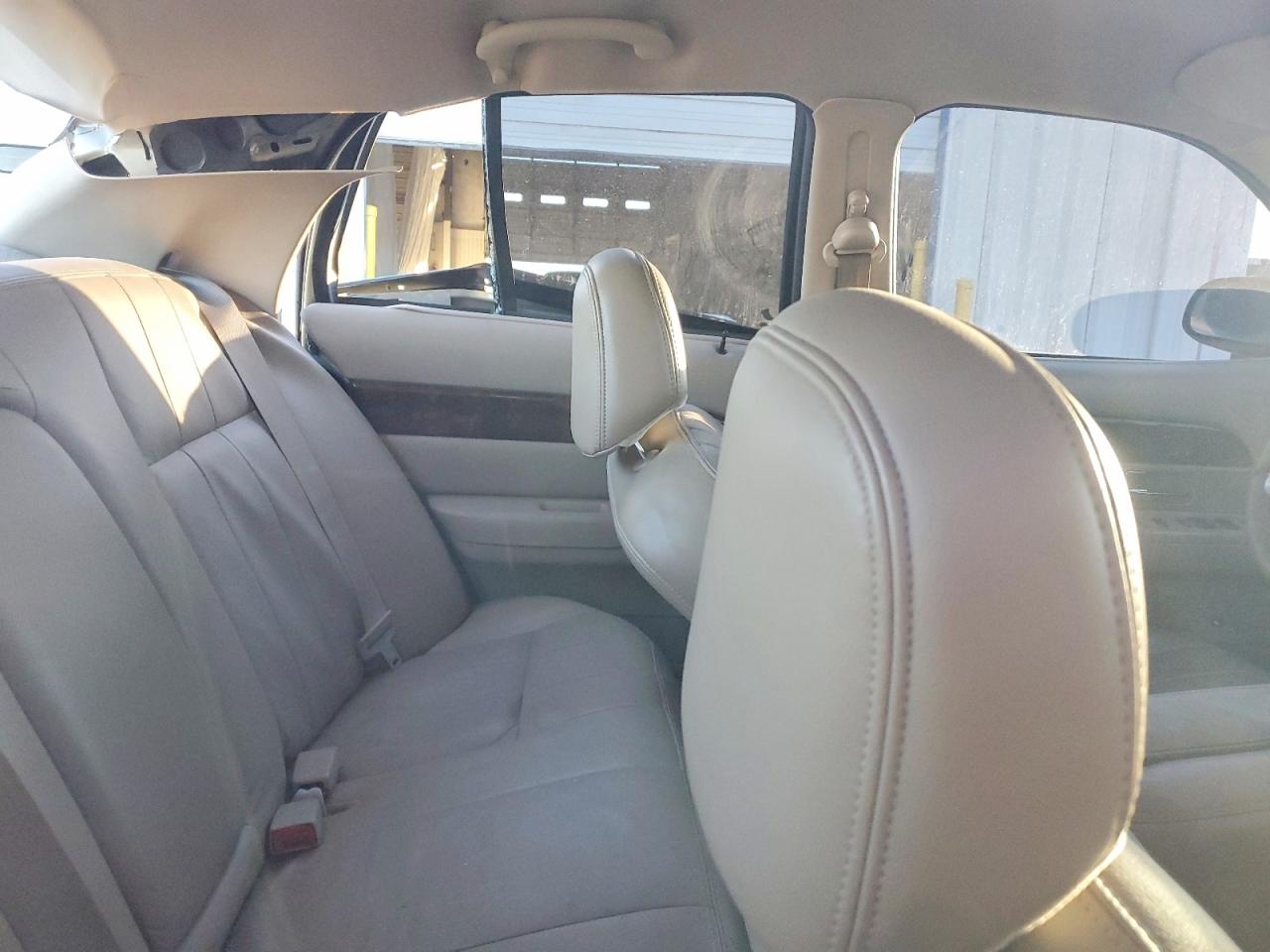 2005 Mercury Grand Marquis Ls Gold vin: 2MEHM75W25X612592