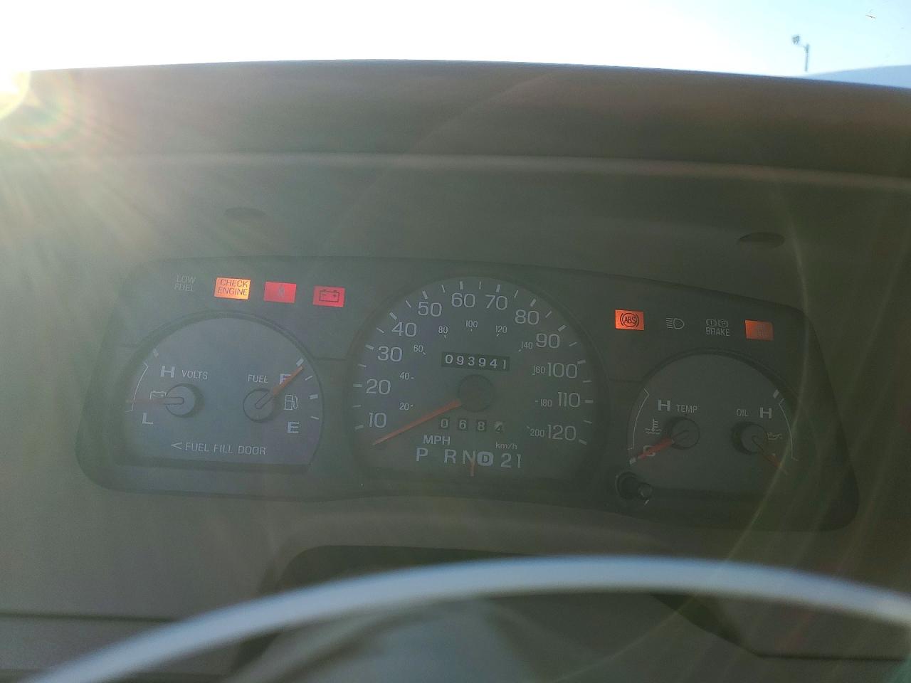 2005 Mercury Grand Marquis Ls Gold vin: 2MEHM75W25X612592