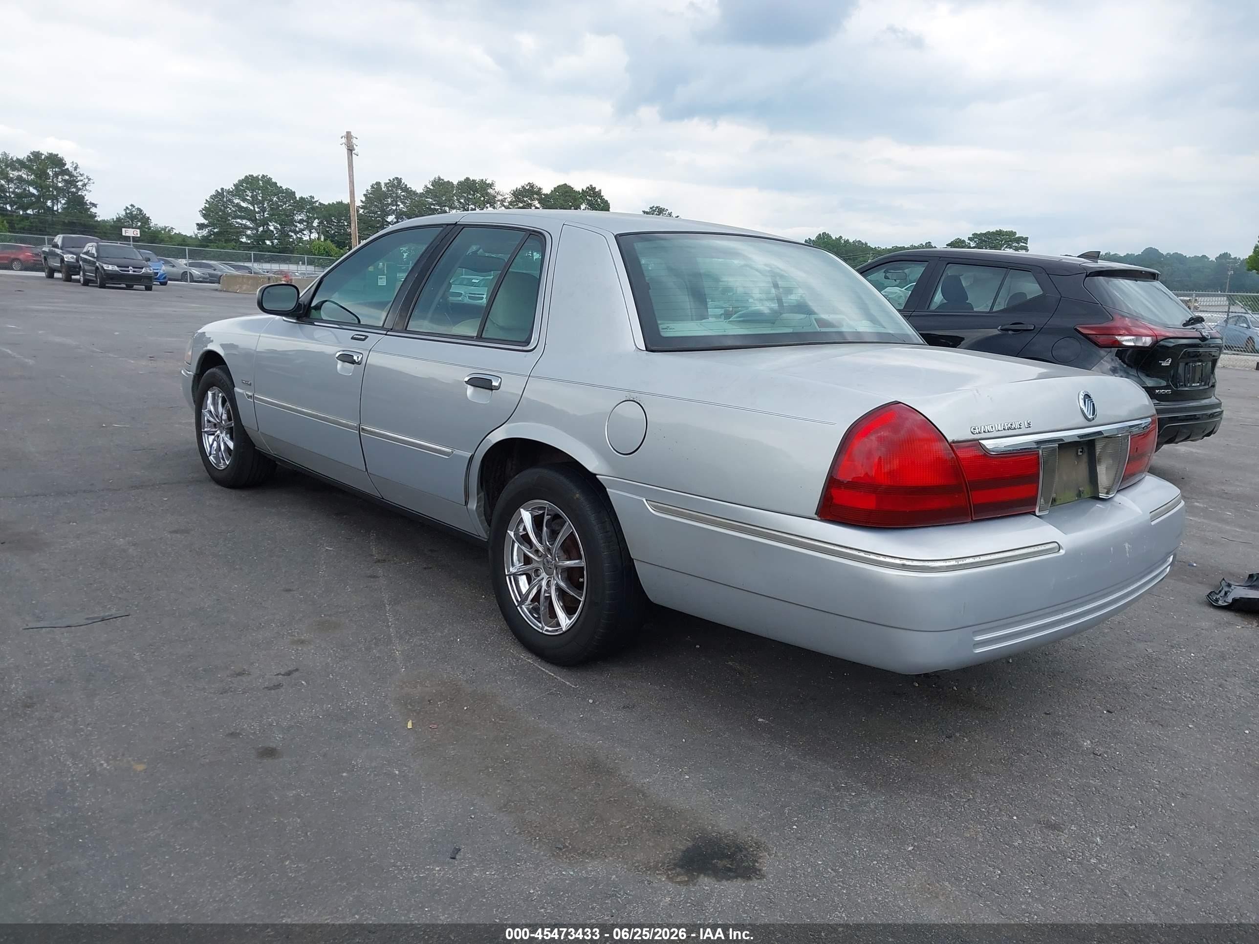 2003 Mercury Grand Marquis Ls Silver vin: 2MEHM75W33X659286