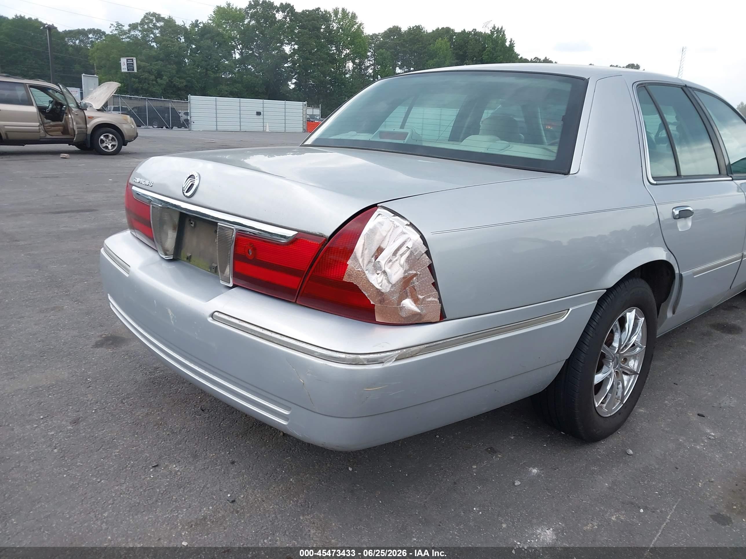 2003 Mercury Grand Marquis Ls Silver vin: 2MEHM75W33X659286