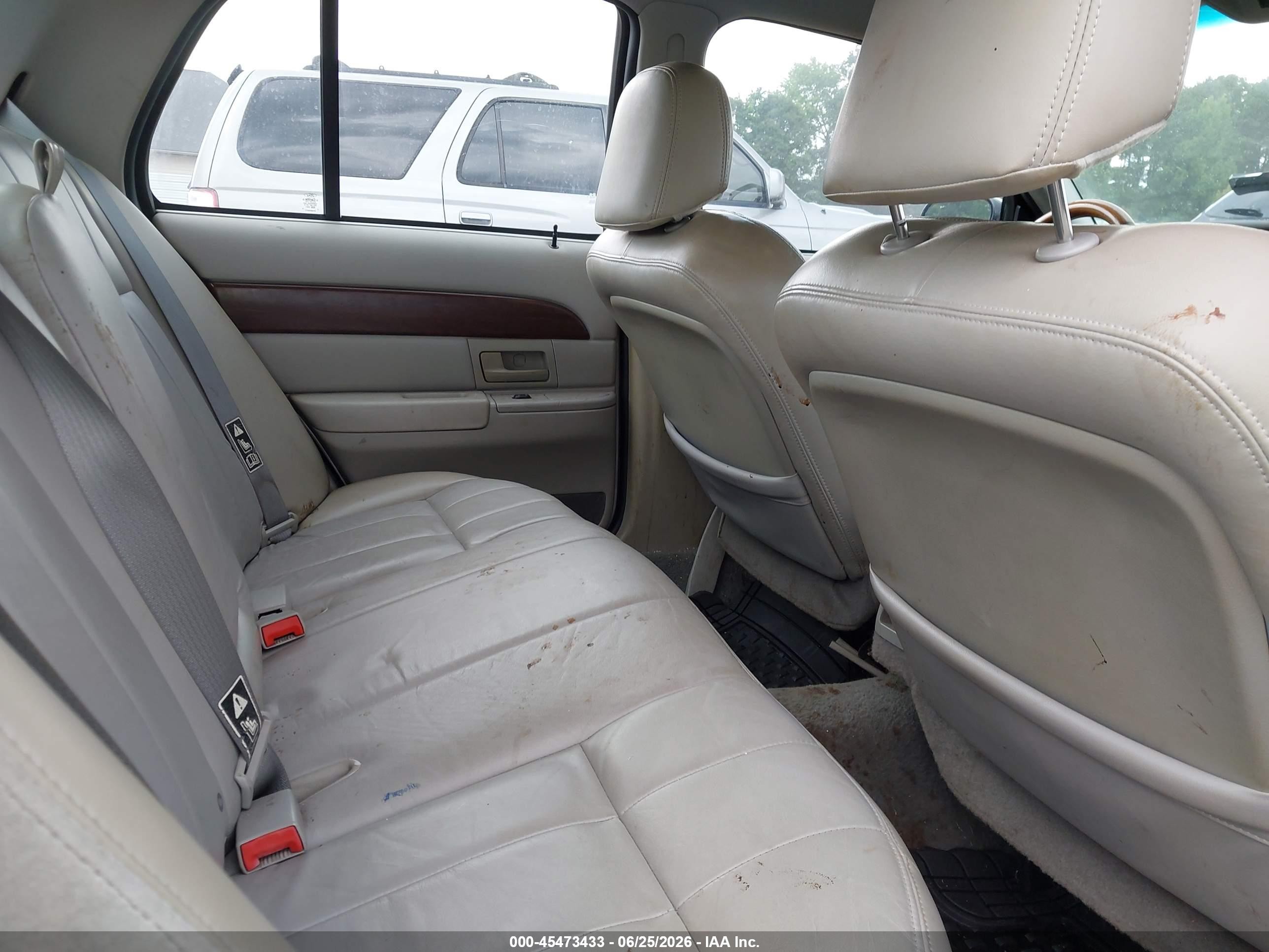 2003 Mercury Grand Marquis Ls Silver vin: 2MEHM75W33X659286