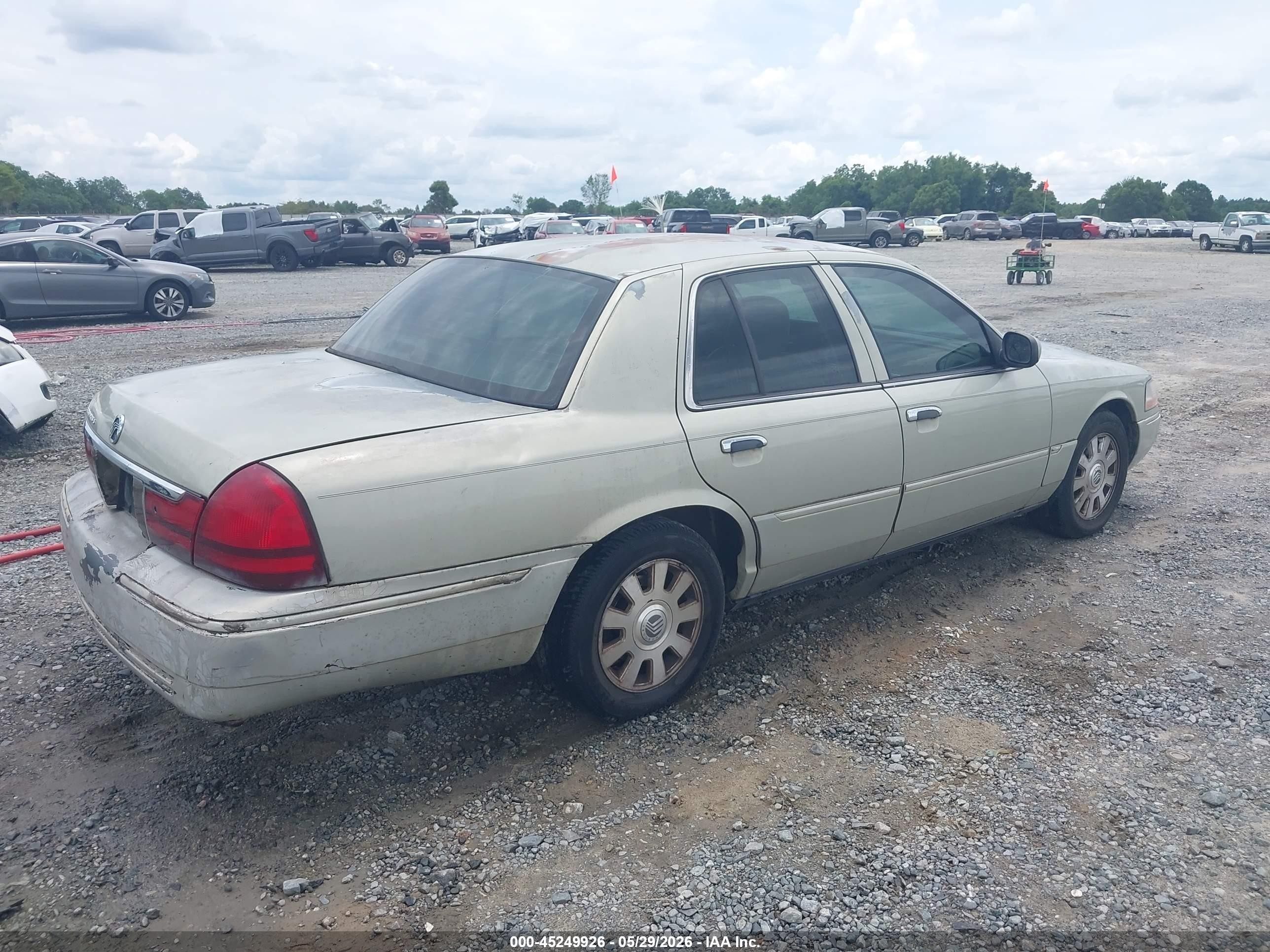 2003 Mercury Grand Marquis Ls Champagne vin: 2MEHM75W33X680543