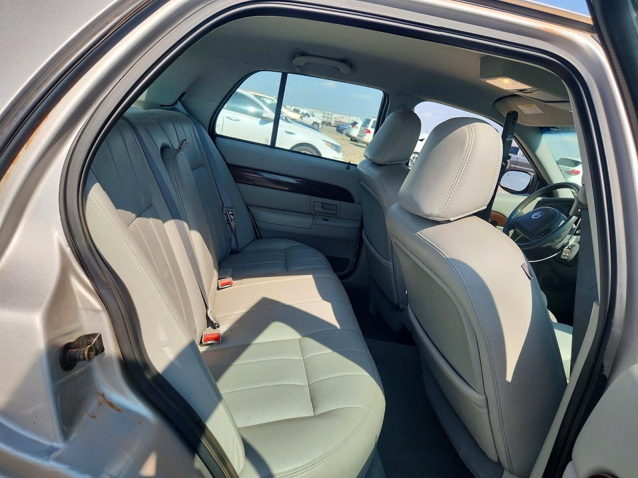 2003 Mercury Grand Marquis Ls Silver vin: 2MEHM75W43X697142