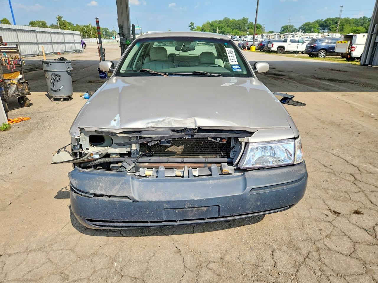 2005 Mercury Grand Marquis Ls Two Tone vin: 2MEHM75W45X656142