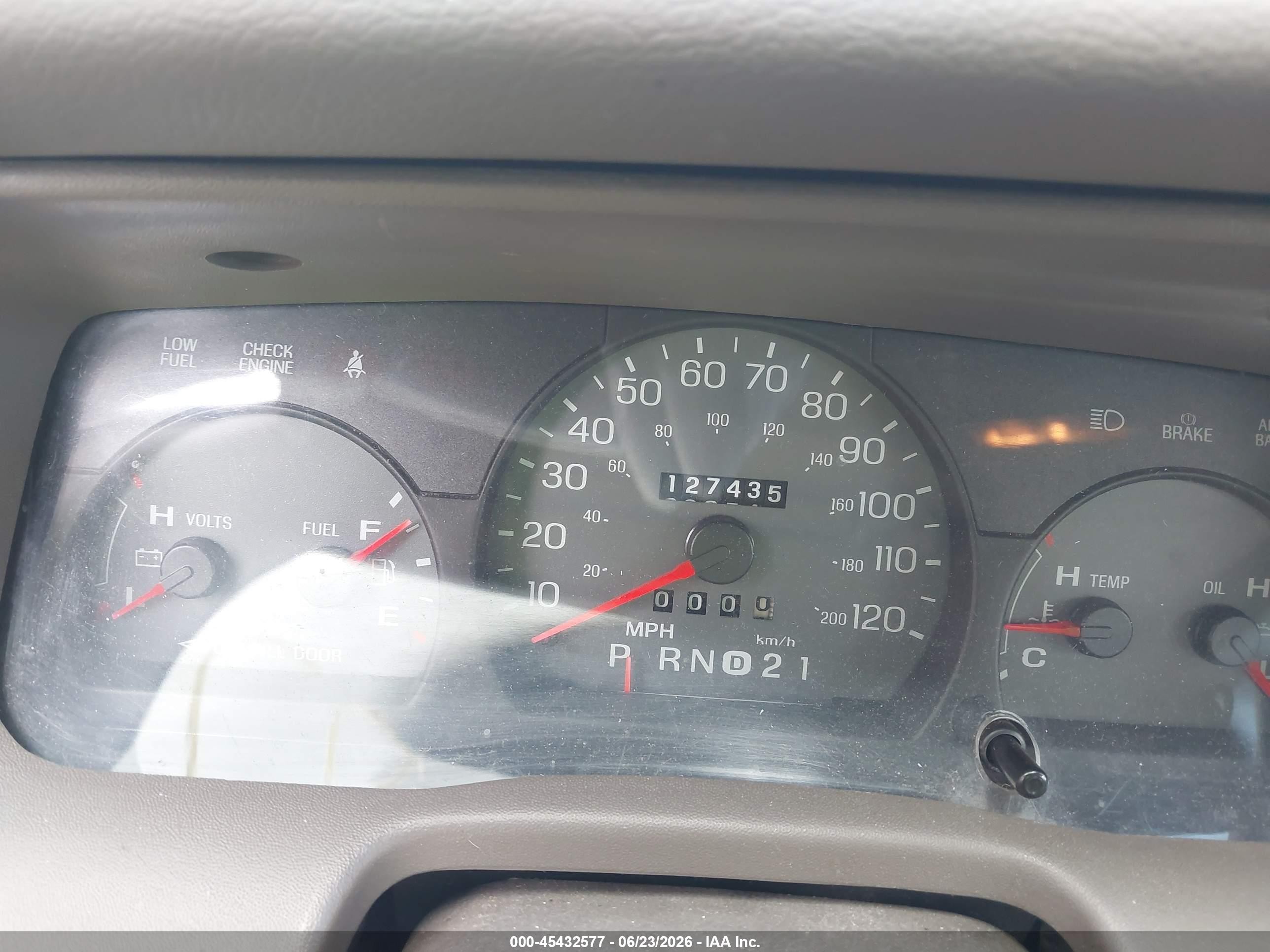 2003 Mercury Grand Marquis Ls Champagne vin: 2MEHM75W53X683251