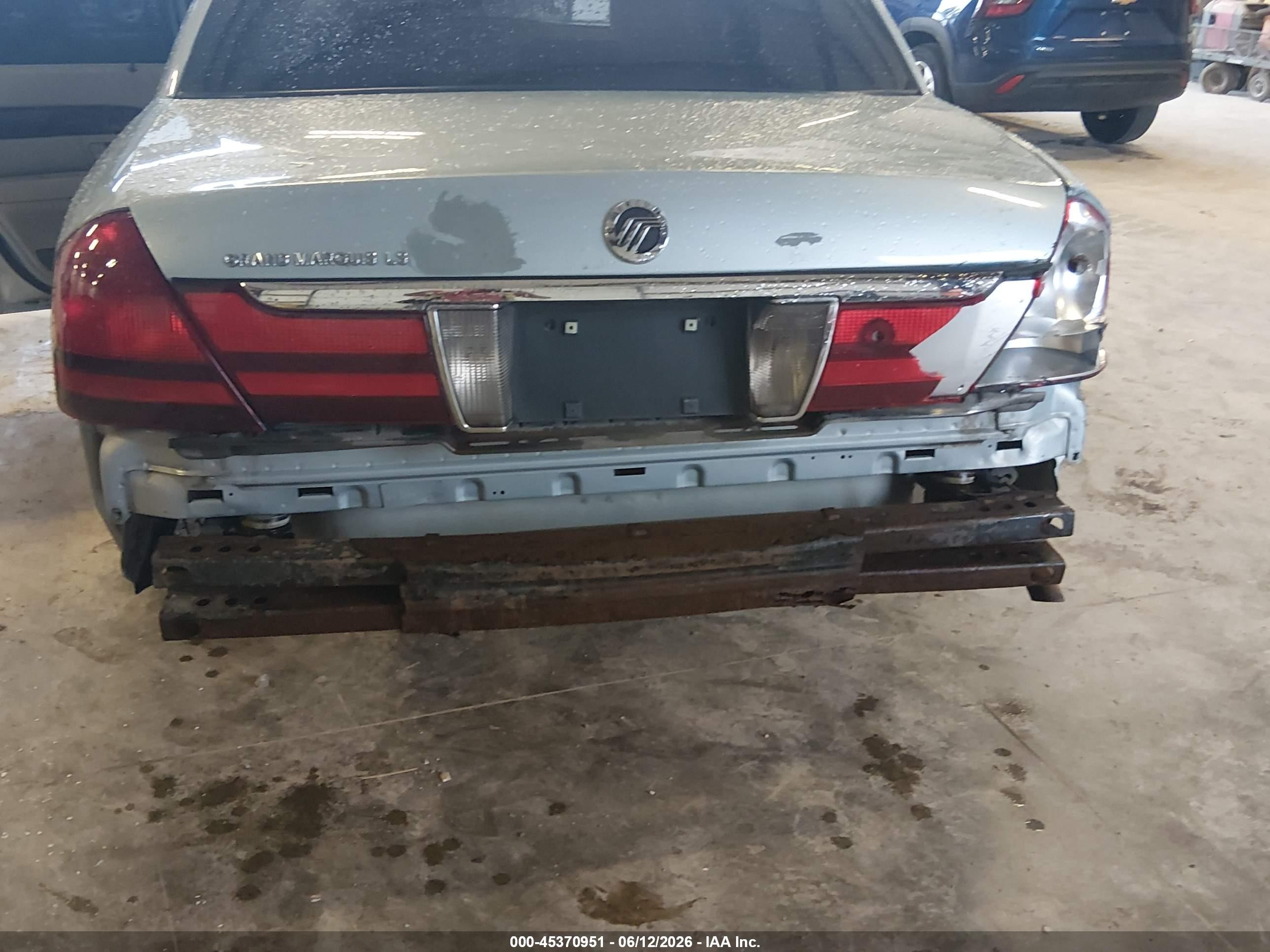 2004 Mercury Grand Marquis Ls Синий vin: 2MEHM75W54X674289