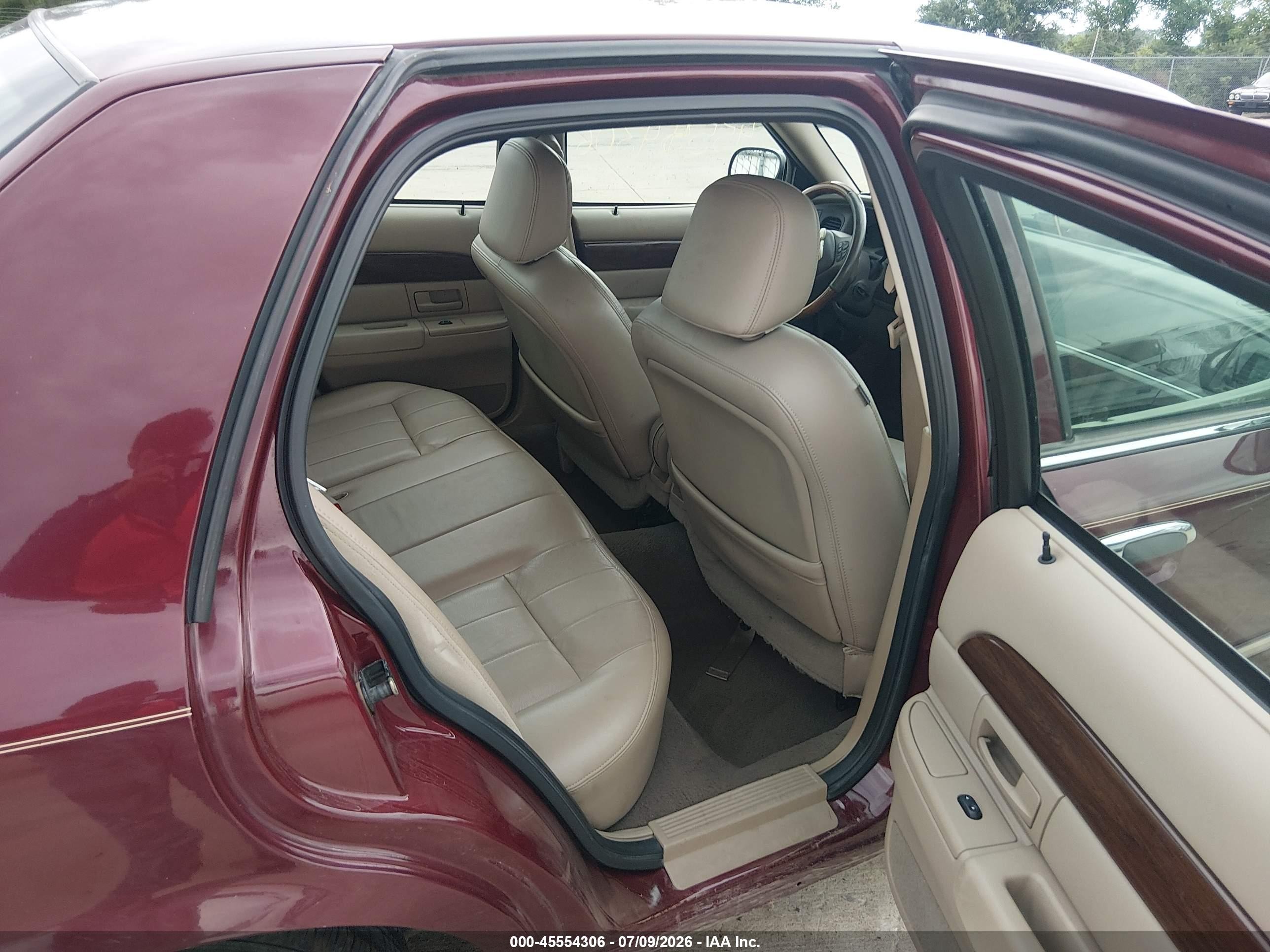 2004 Mercury Grand Marquis Ls Красный vin: 2MEHM75W64X628972