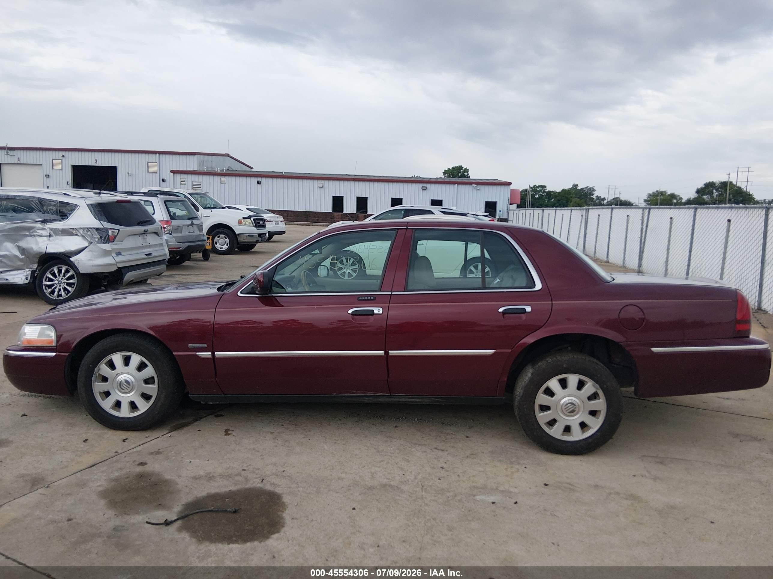 2004 Mercury Grand Marquis Ls Красный vin: 2MEHM75W64X628972