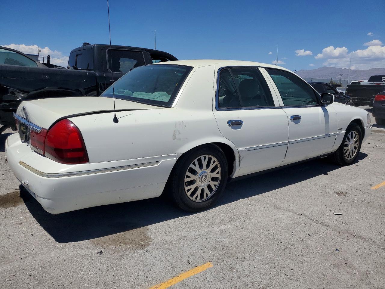 2005 Mercury Grand Marquis Ls White vin: 2MEHM75W65X624549