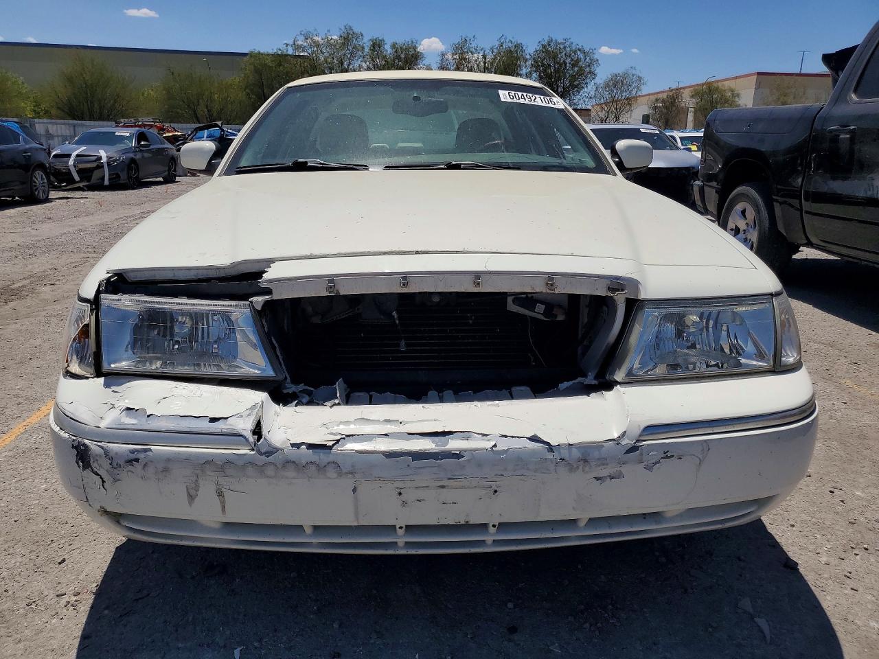 2005 Mercury Grand Marquis Ls White vin: 2MEHM75W65X624549