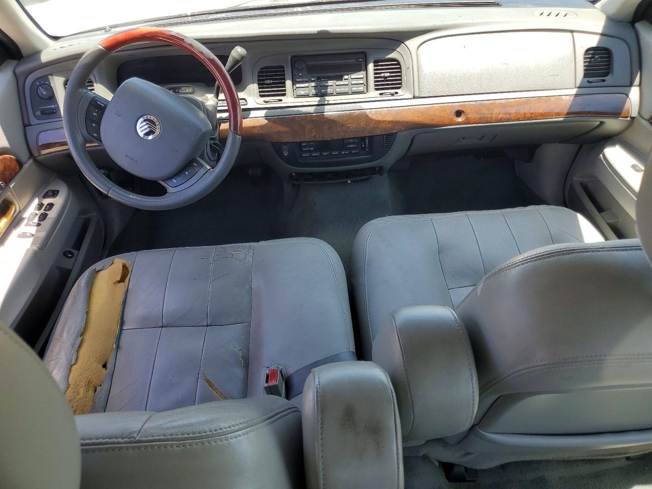 2005 Mercury Grand Marquis Ls White vin: 2MEHM75W65X624549