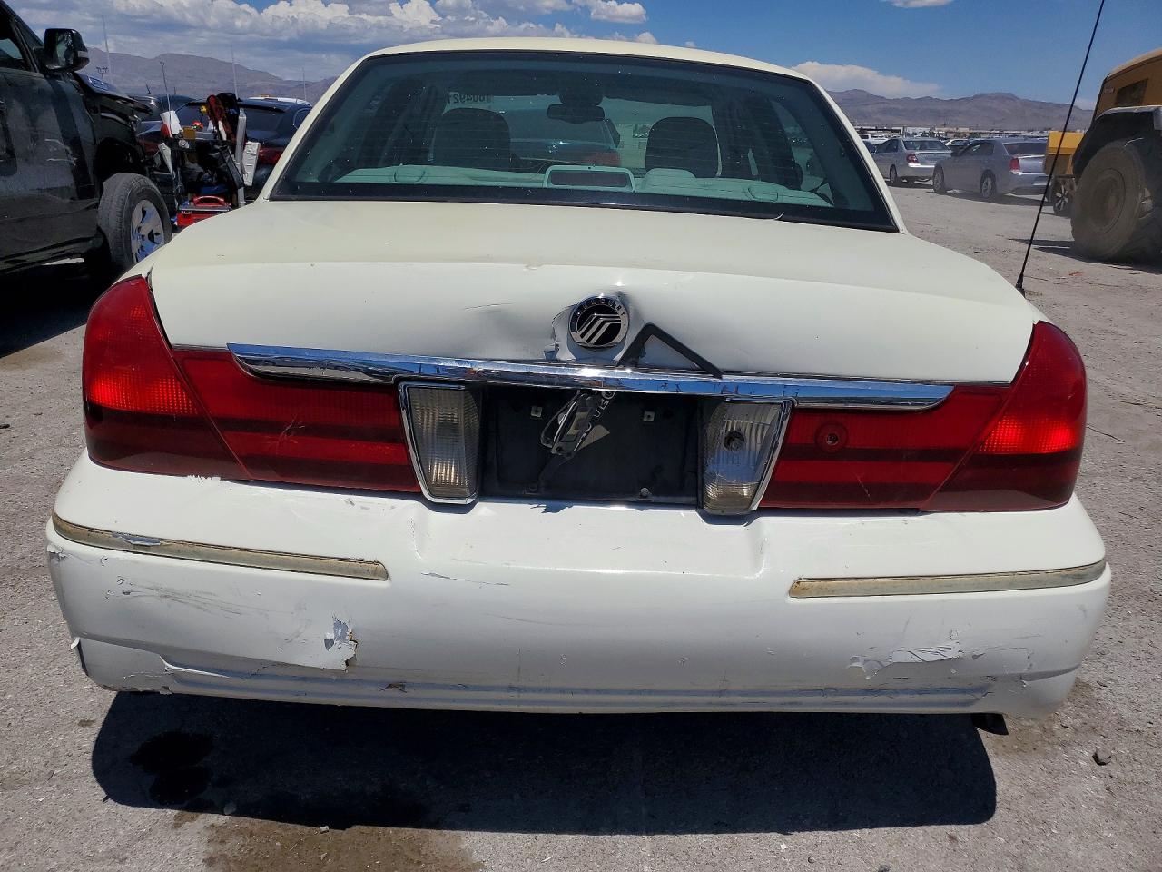 2005 Mercury Grand Marquis Ls White vin: 2MEHM75W65X624549