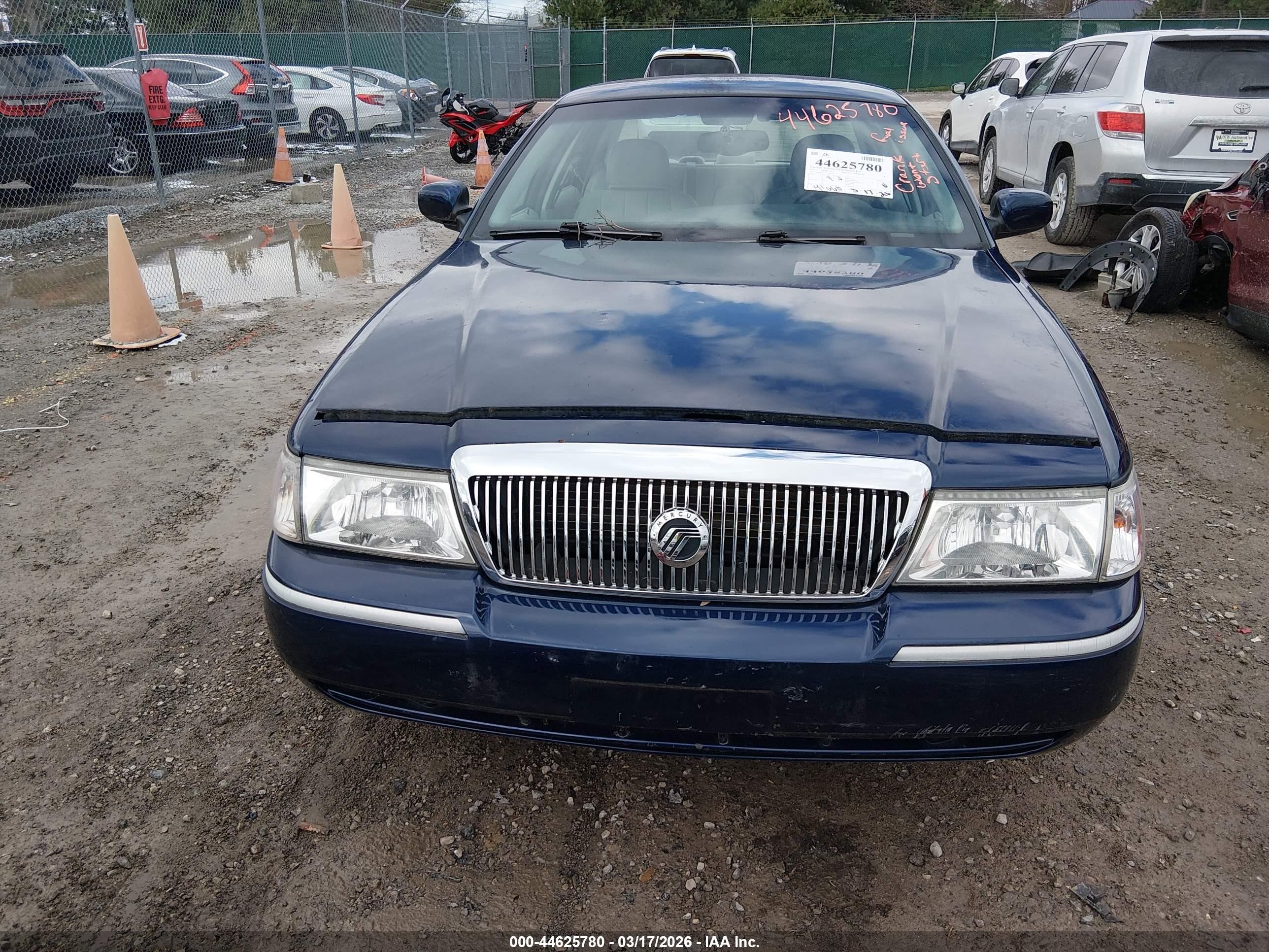 2004 Mercury Grand Marquis Ls Blue vin: 2MEHM75W74X613039