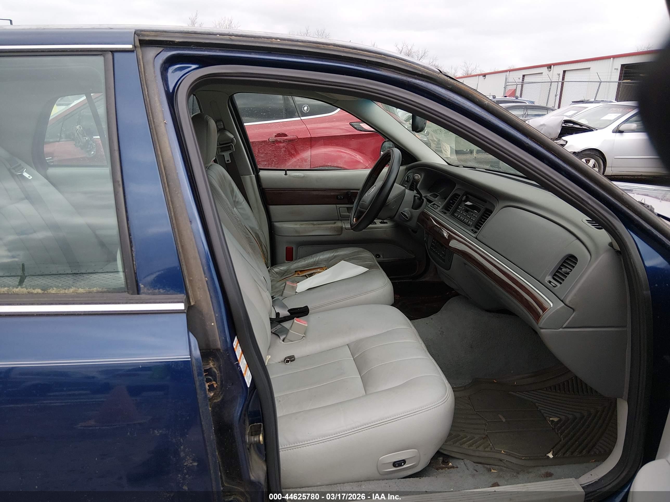 2004 Mercury Grand Marquis Ls Blue vin: 2MEHM75W74X613039