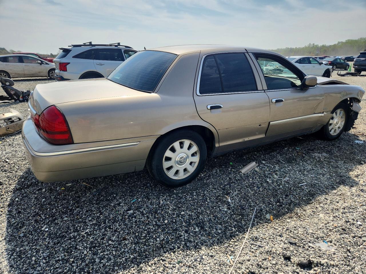 2004 Mercury Grand Marquis Ls Tan vin: 2MEHM75W84X632490