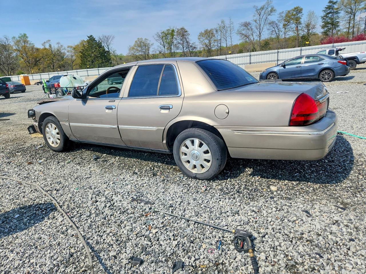 2004 Mercury Grand Marquis Ls Tan vin: 2MEHM75W84X632490