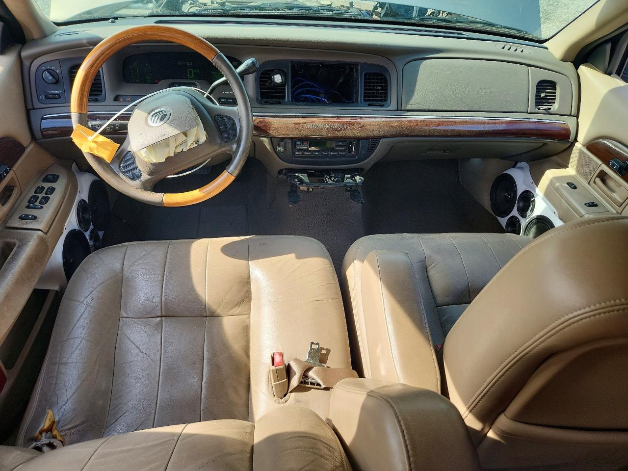 2004 Mercury Grand Marquis Ls Tan vin: 2MEHM75W84X632490