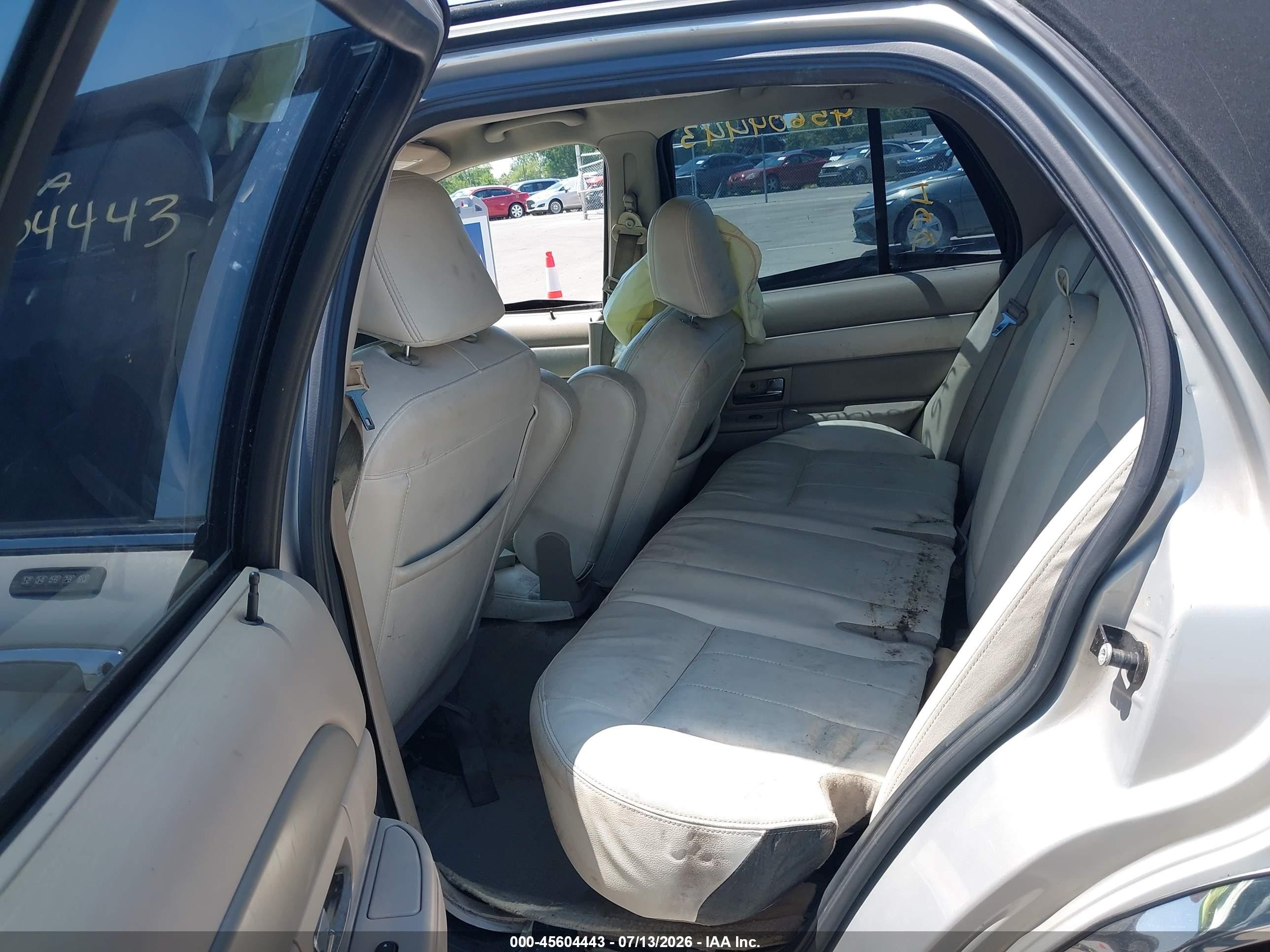 2007 Mercury Grand Marquis Ls Beige vin: 2MEHM75W87X602717