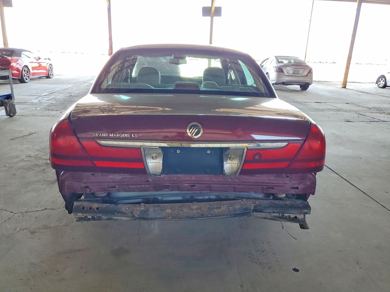 2004 Mercury Grand Marquis Ls Burgundy vin: 2MEHM75W94X604665