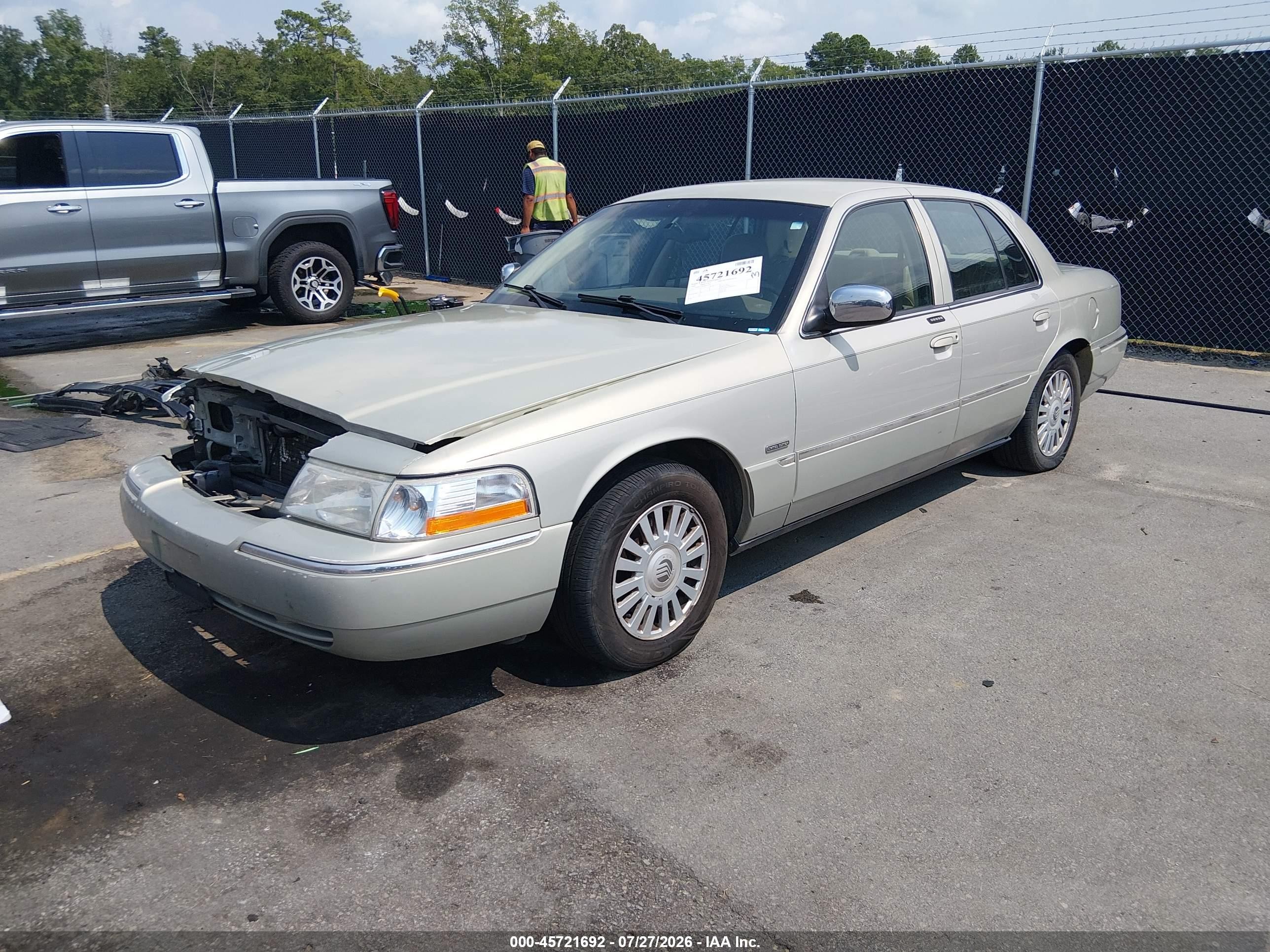 2004 Mercury Grand Marquis Ls Beige vin: 2MEHM75W94X644907