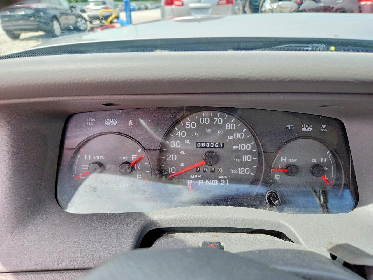 2005 Mercury Grand Marquis Ls Silver vin: 2MEHM75WX5X622951