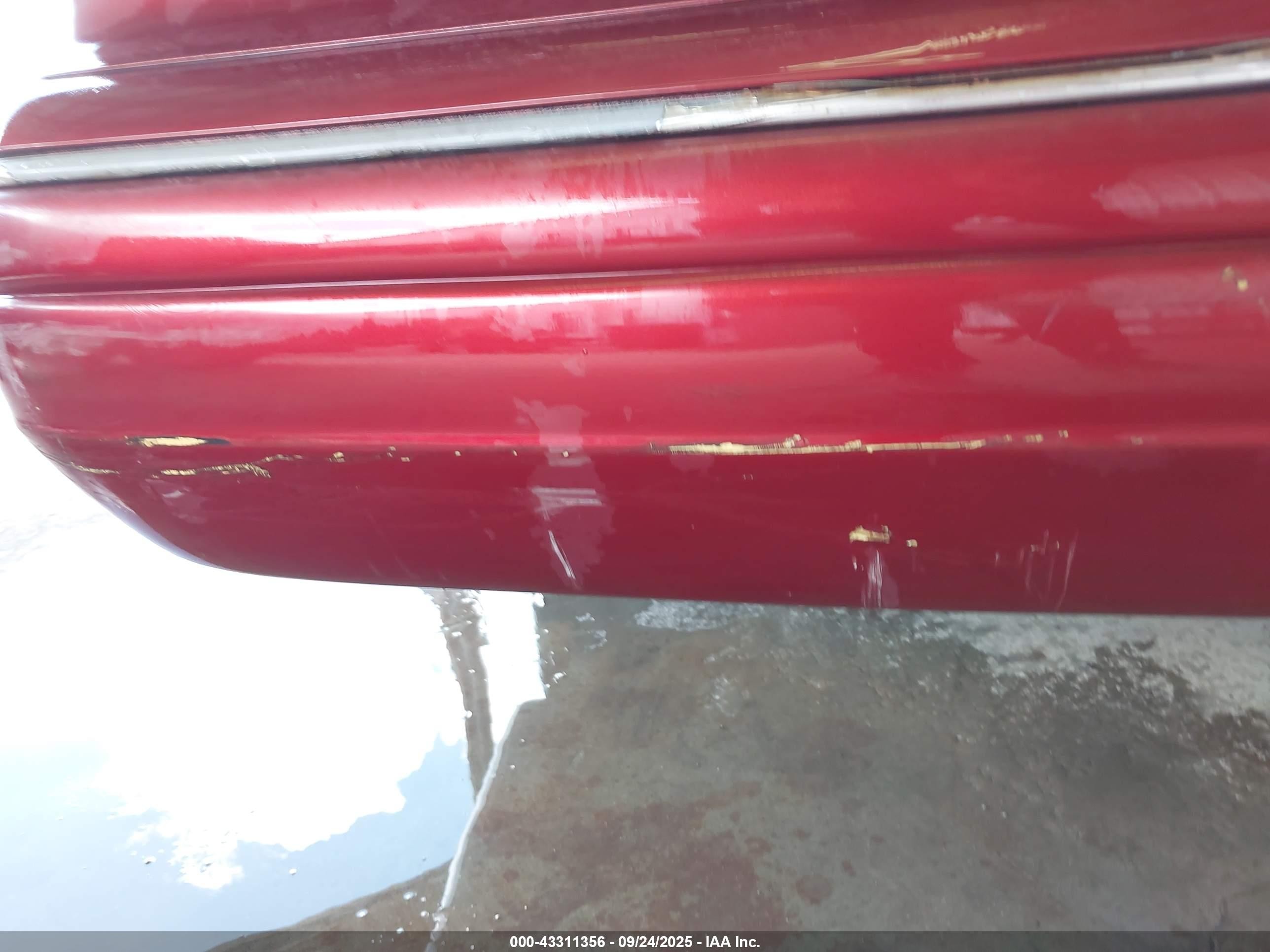 1997 Mercury Grand Marquis Gs Red vin: 2MELM74W0VX665187