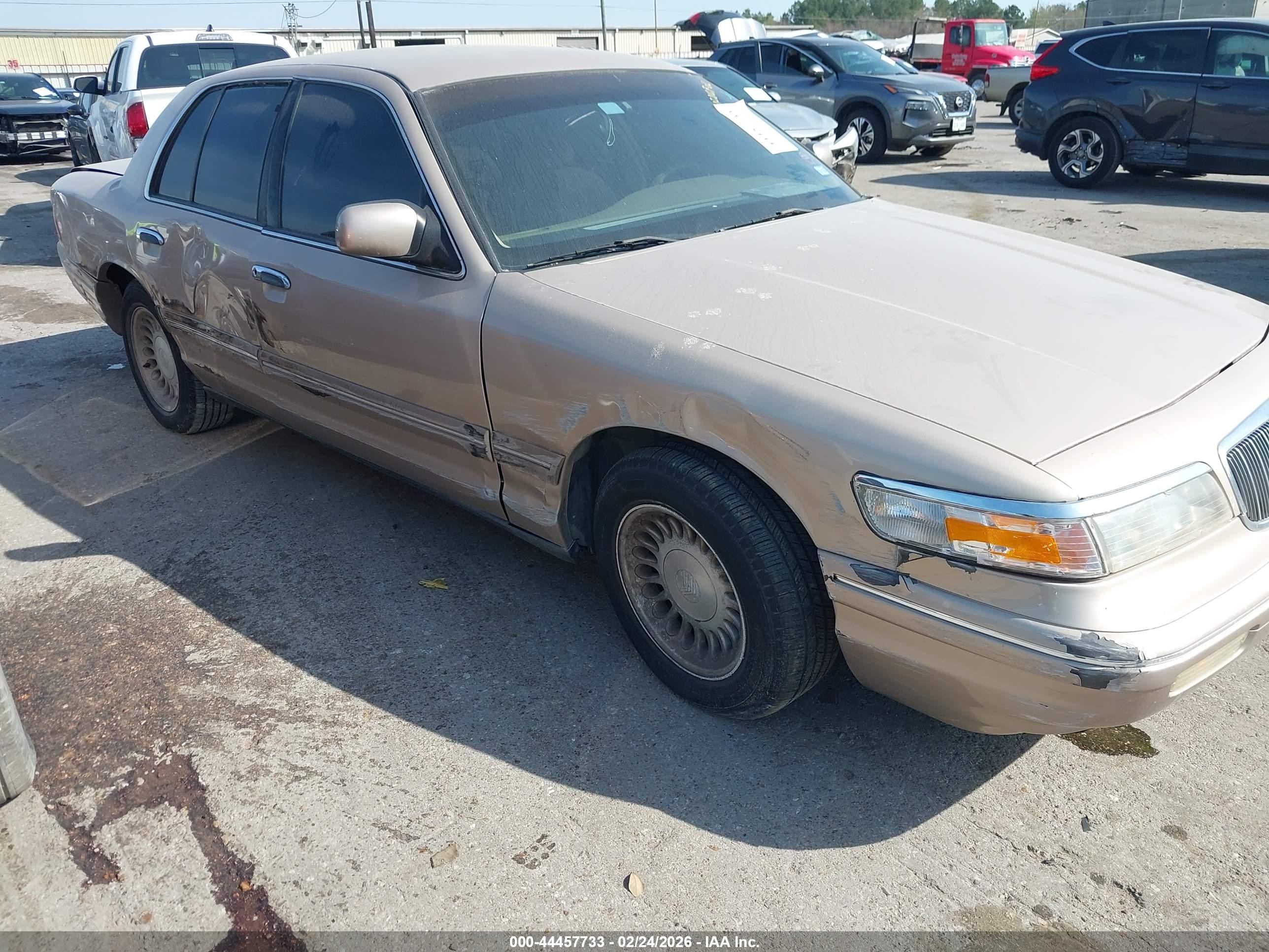 1997 Mercury Grand Marquis Gs Brown vin: 2MELM74W0VX699730