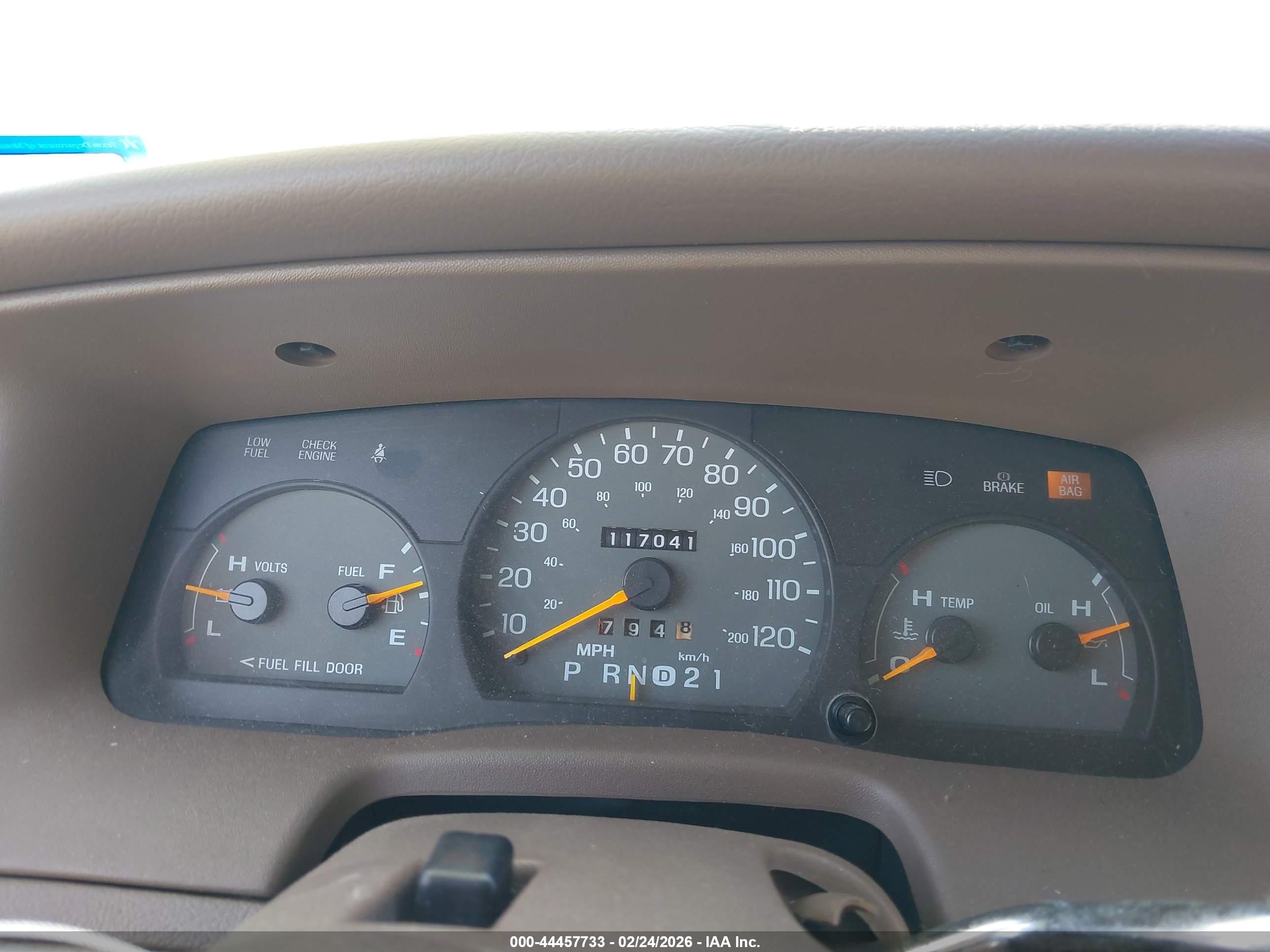 1997 Mercury Grand Marquis Gs Brown vin: 2MELM74W0VX699730