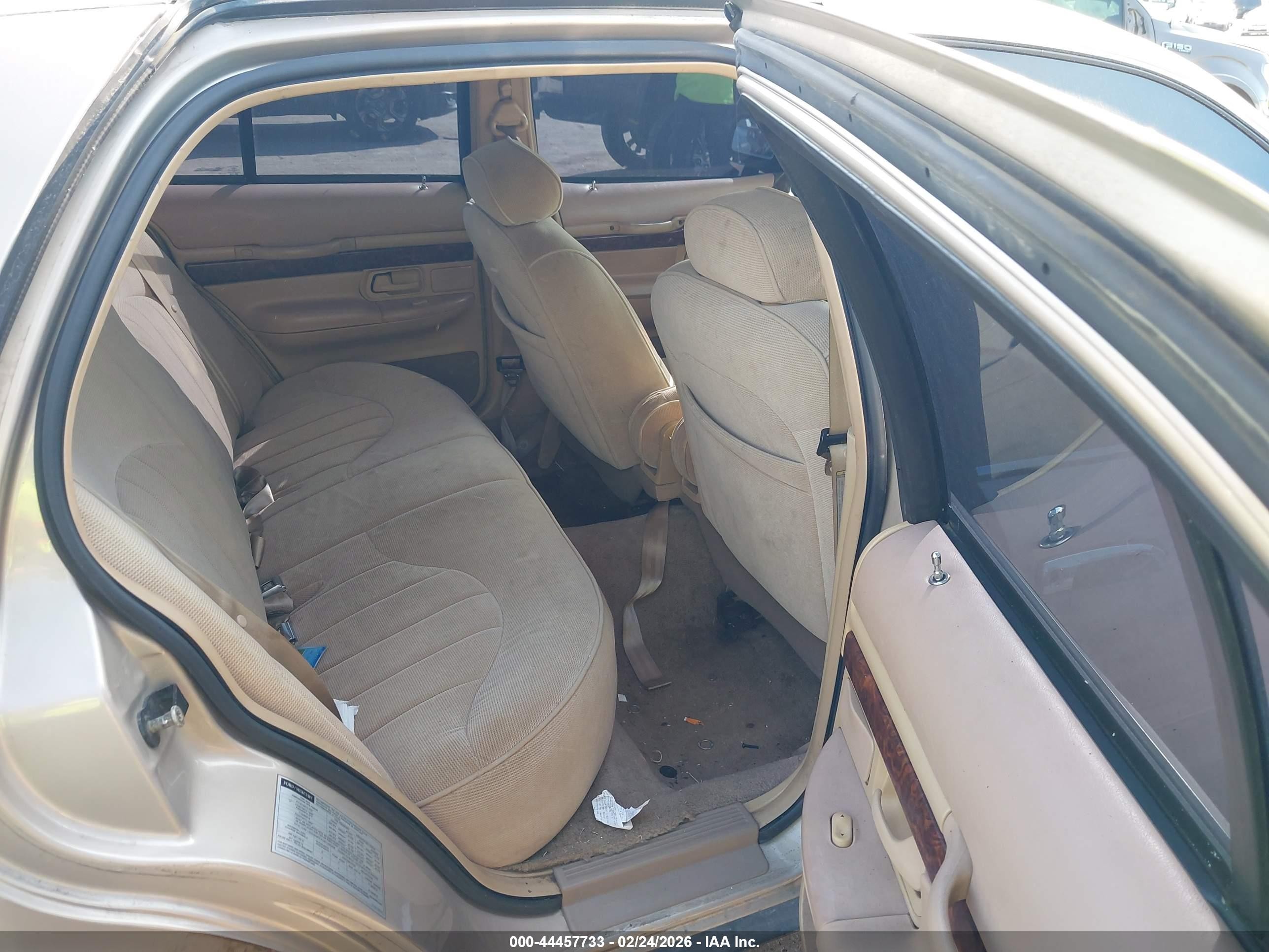 1997 Mercury Grand Marquis Gs Brown vin: 2MELM74W0VX699730