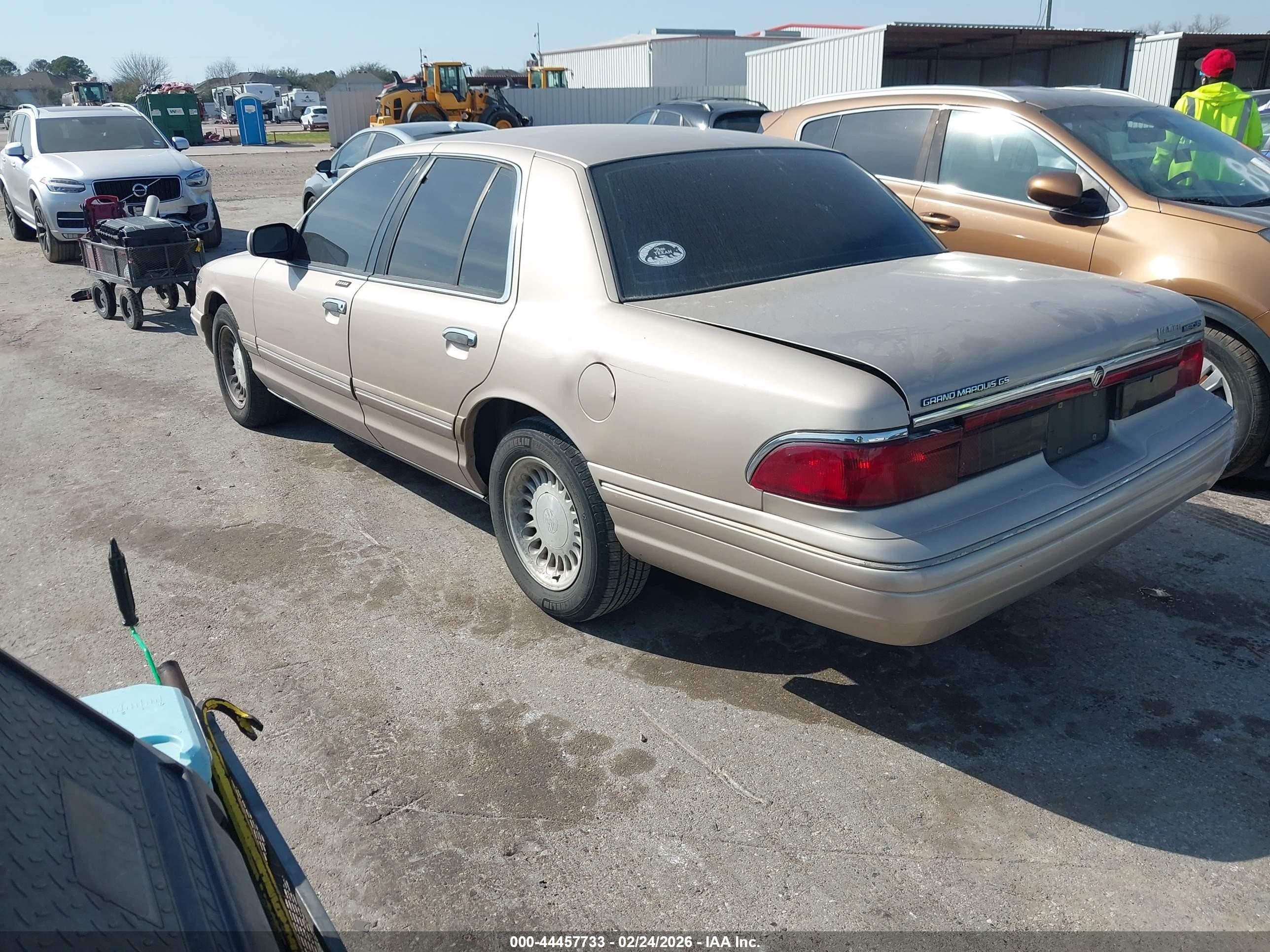 1997 Mercury Grand Marquis Gs Brown vin: 2MELM74W0VX699730