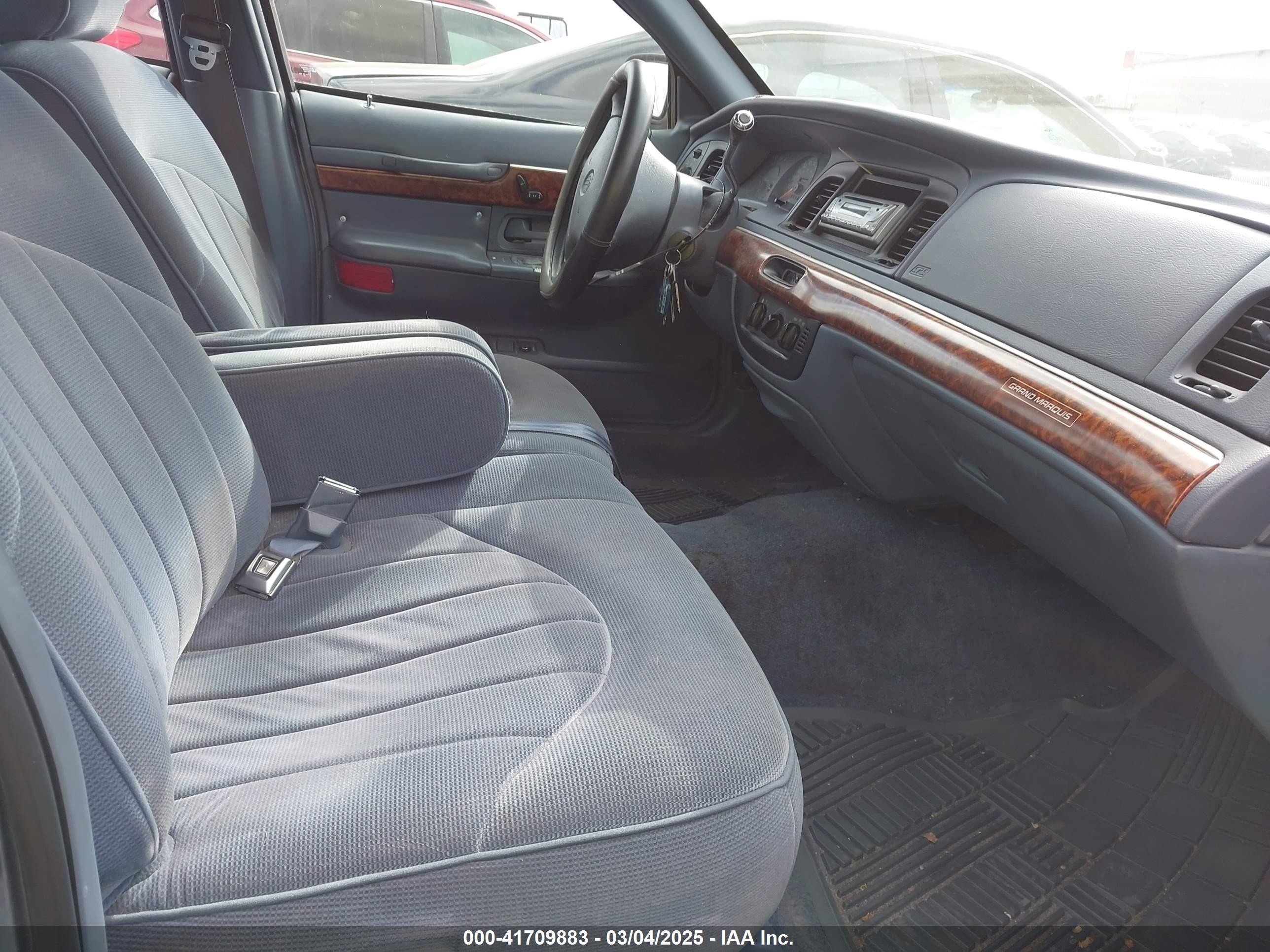 1997 Mercury Grand Marquis Gs Blue vin: 2MELM74W0VX727350