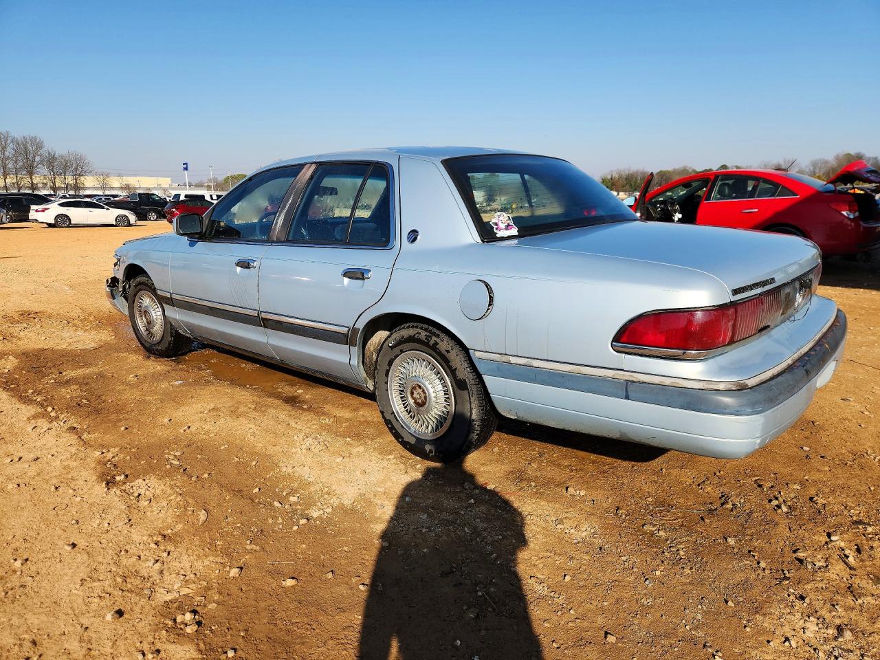 1992 Mercury Grand Marquis Gs Blue vin: 2MELM74W1NX756226