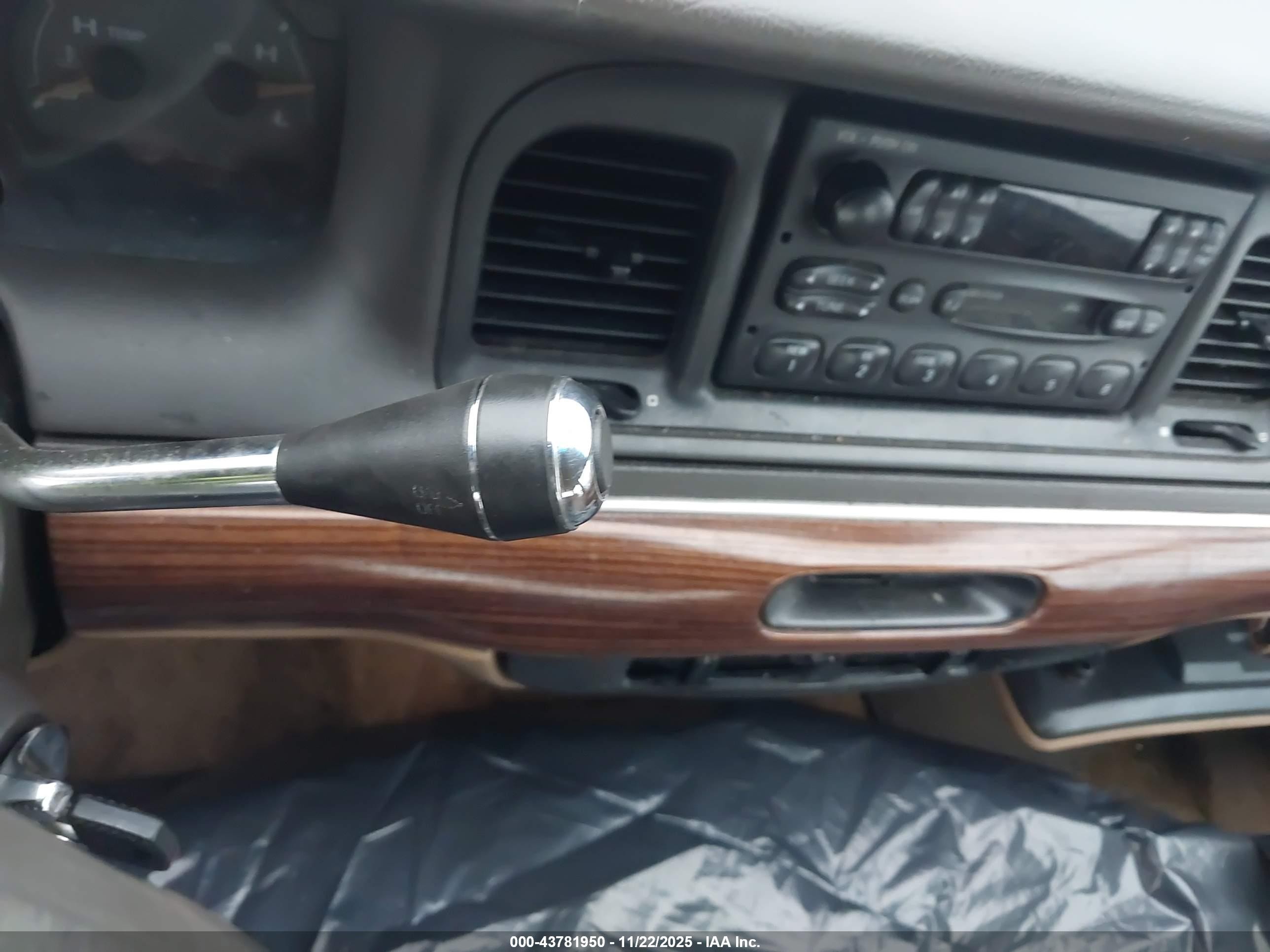 1995 Mercury Grand Marquis Gs Tan vin: 2MELM74W1SX702100